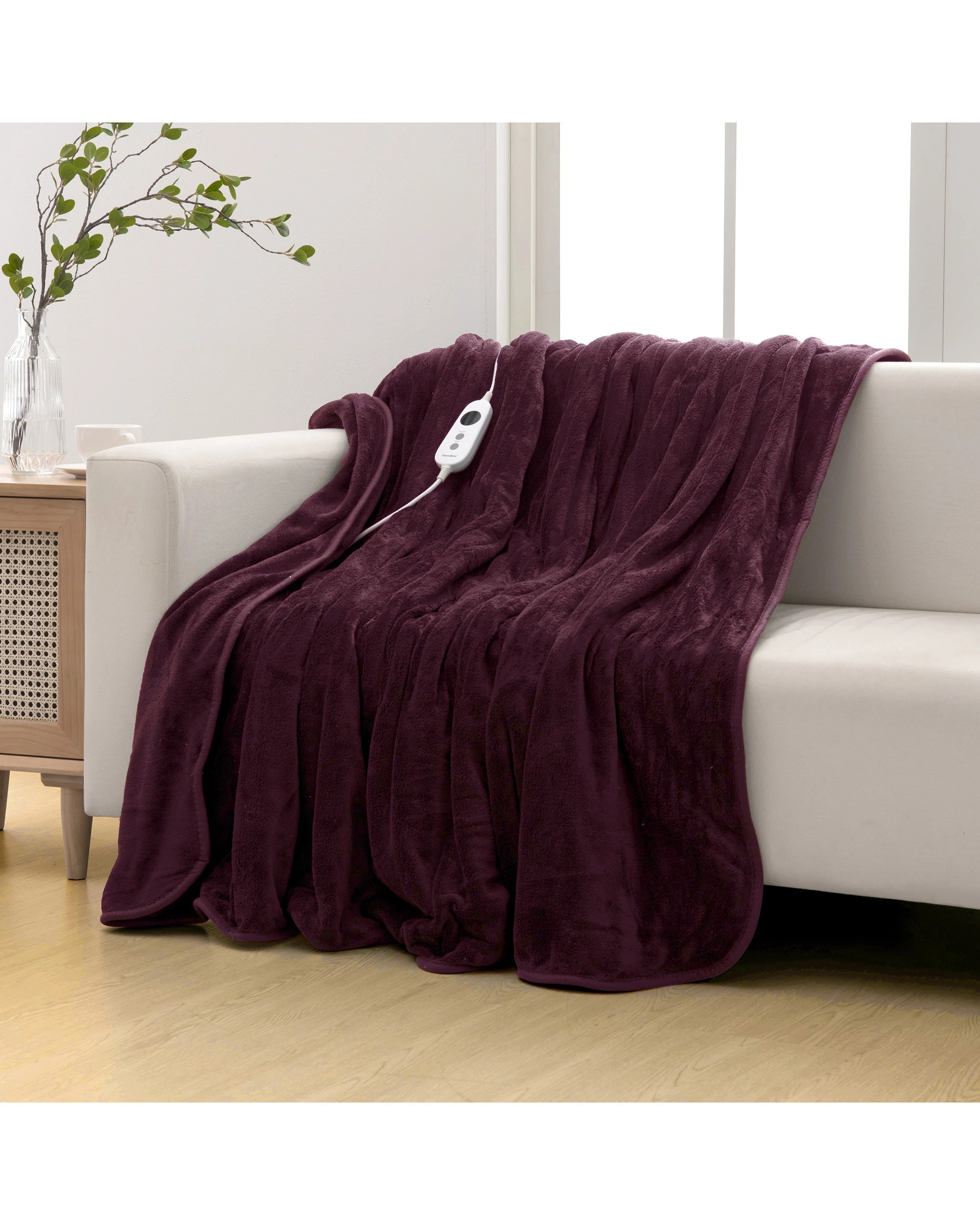 1 Dreamaker Kingston Coral Fleece Electric Heated Throw Blanket 180x200cm - Cherry, 1 of 7