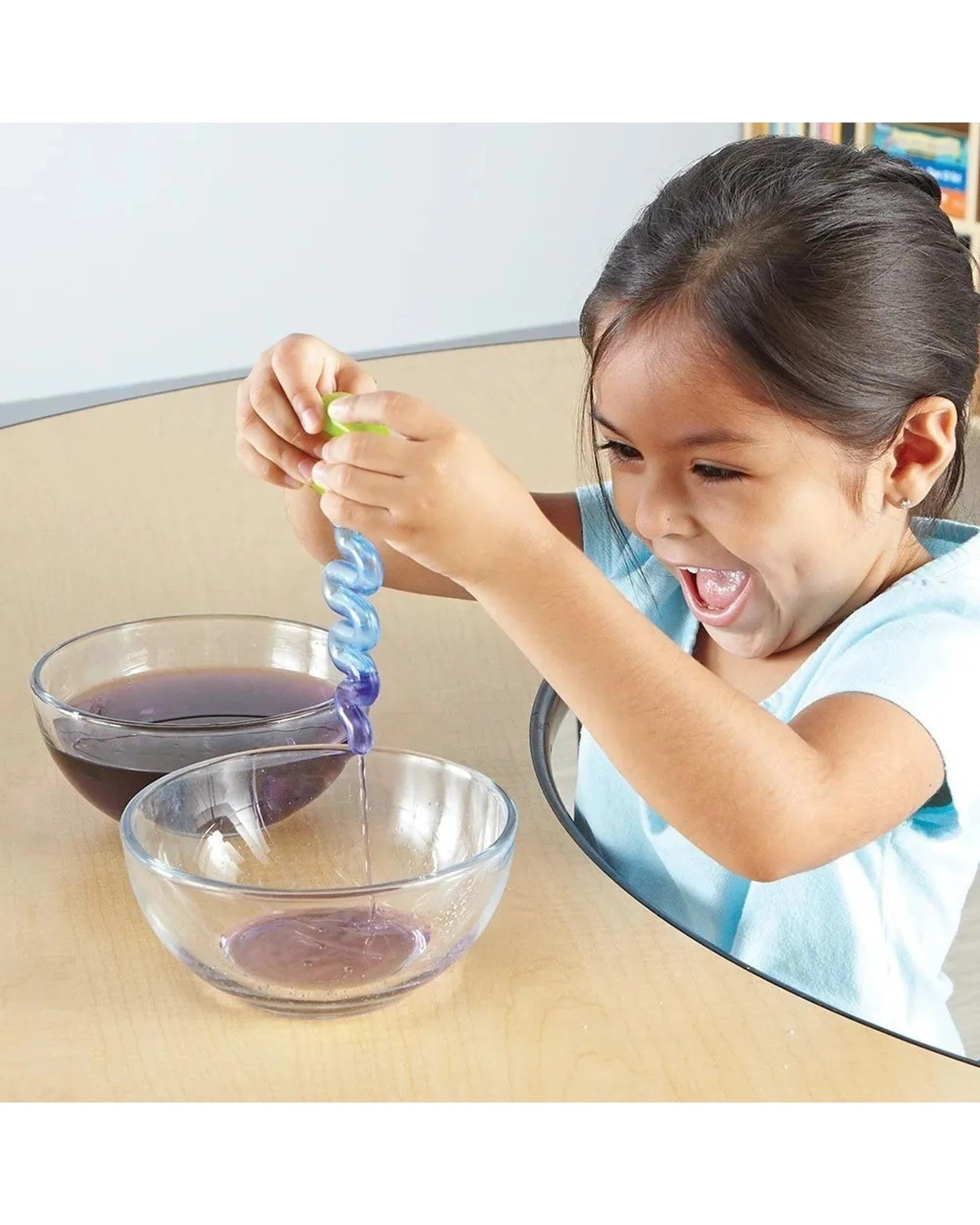 4 Learning Resources Sand and Water Fine Motor Skills Tool Set, 4 of 5