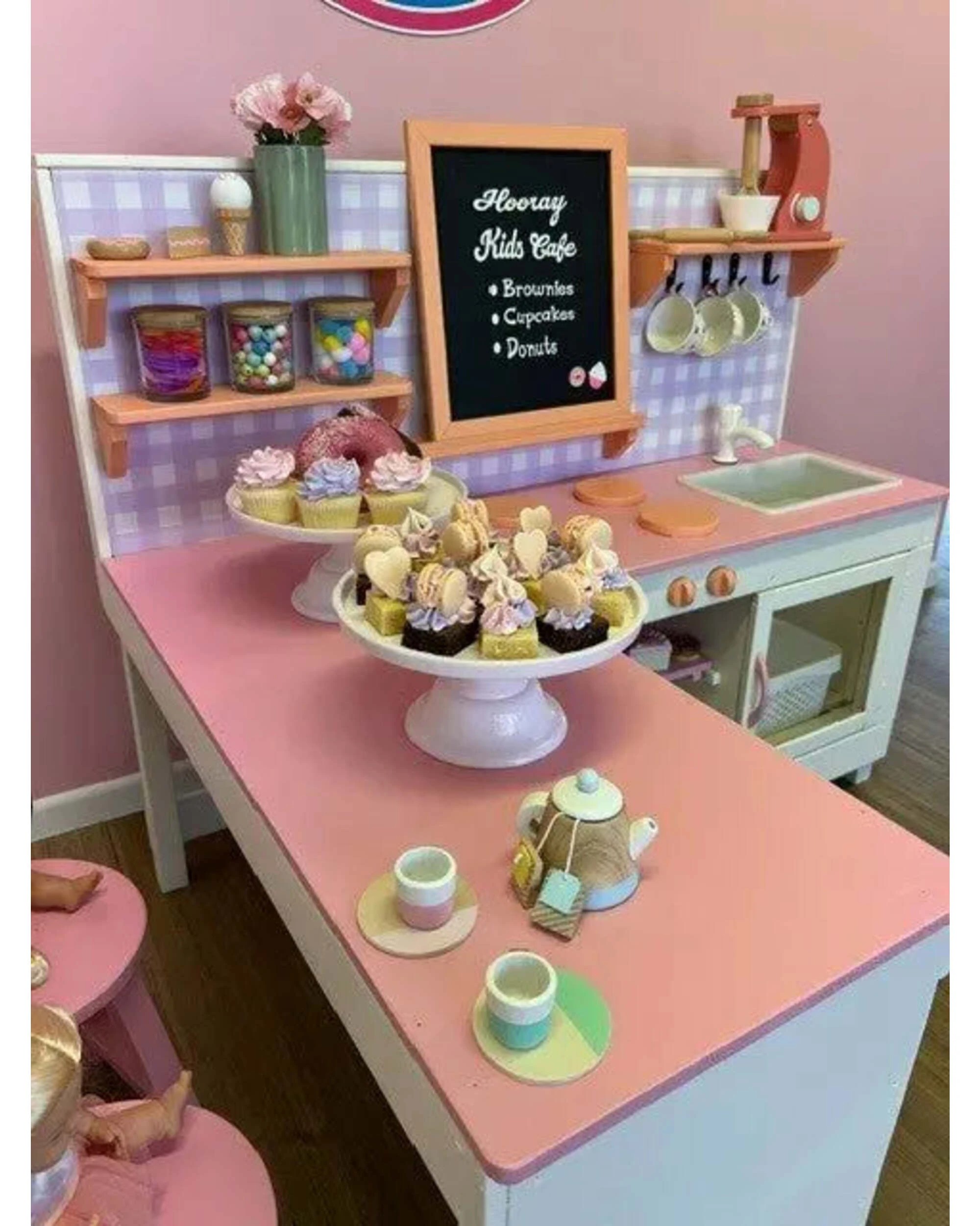 7 Hide & Seek Kids Mud Kitchen Daisy with Stools, 7 of 7