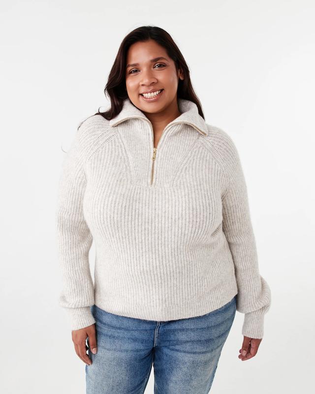 Curve Quarter Zip Cable Knit Ju