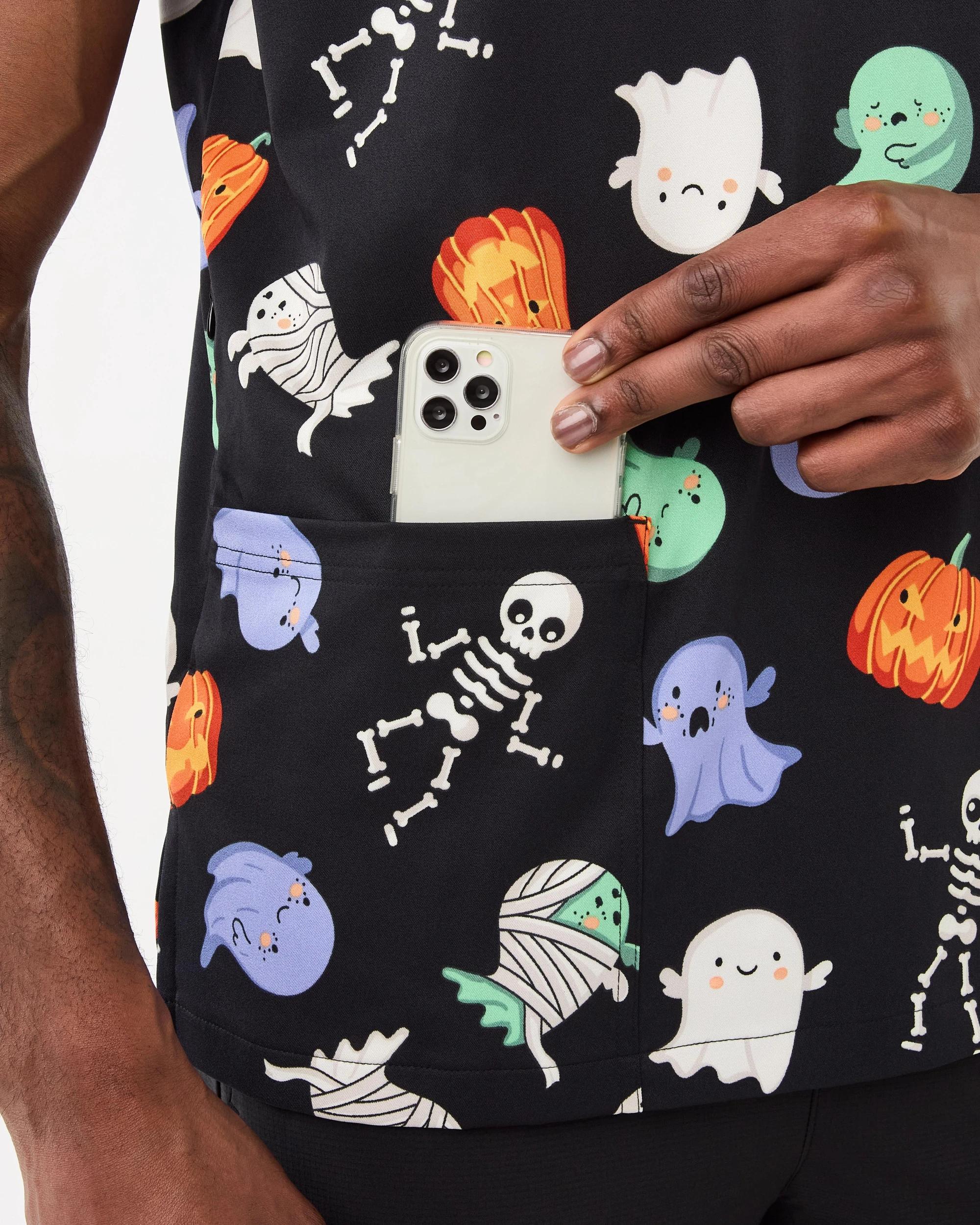 7 Halloween Workwear Unisex Scrub Top Blk Boney, 7 of 7