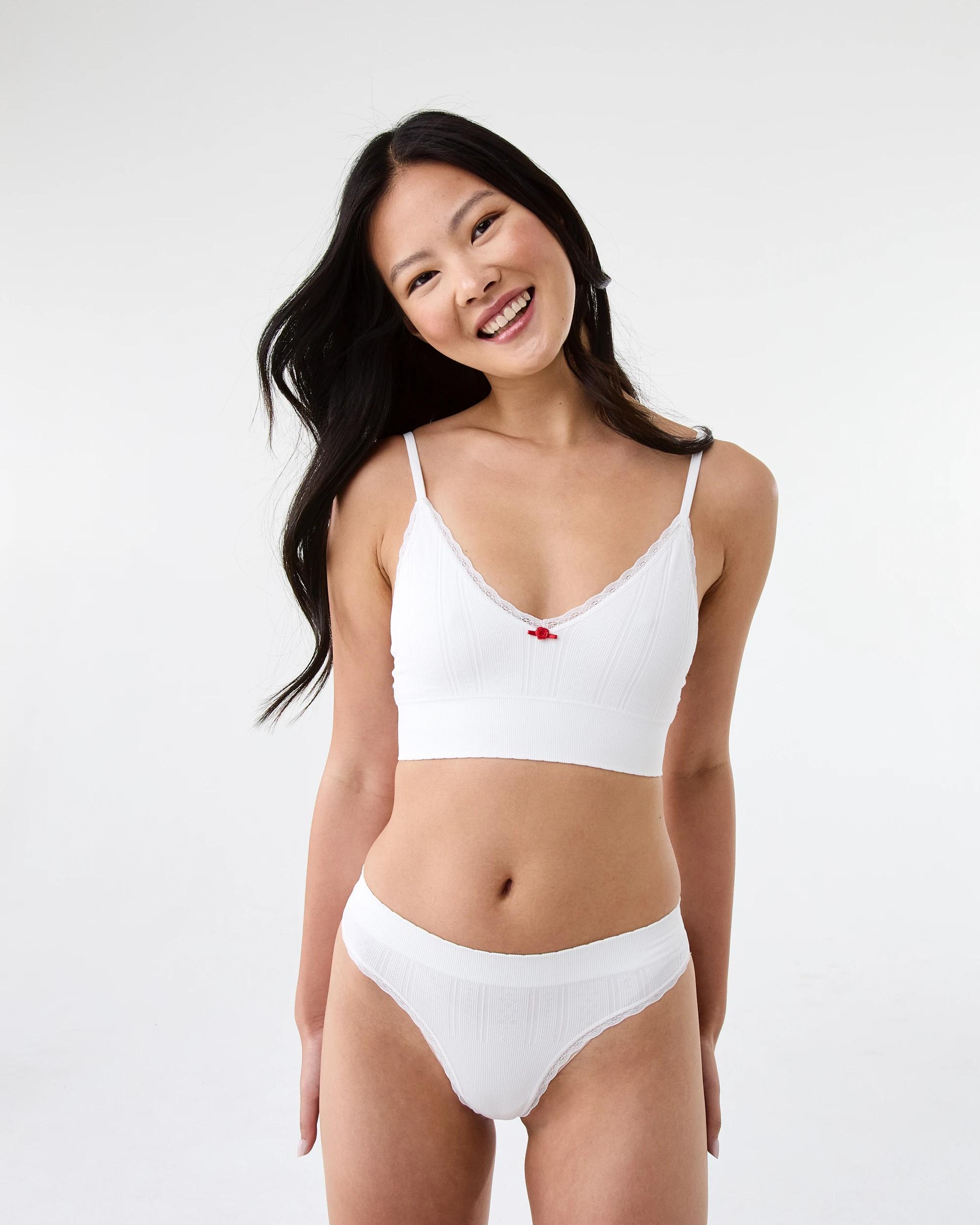 10 3 Pack Seamfree Rib G-String Briefs Chery Hrts, 10 of 10