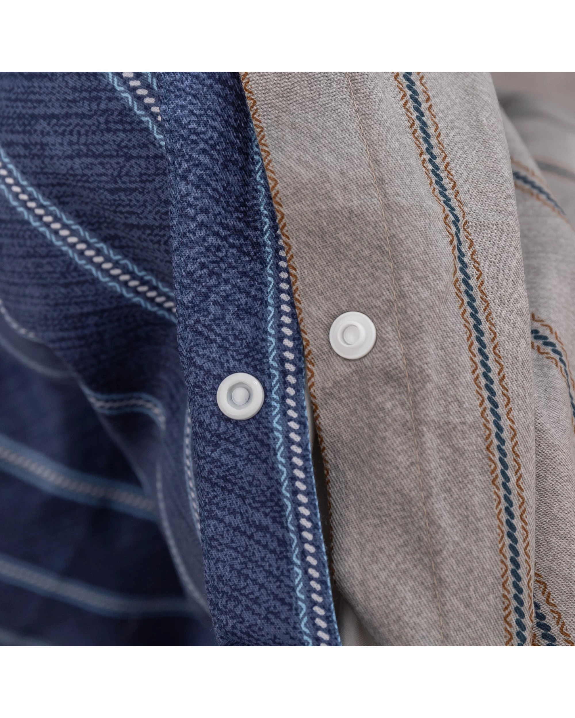 6 Dreamaker Amalfi Stripe 100% Cotton Reversible Quilt Cover Set - King Single Bed - Blue, 6 of 6