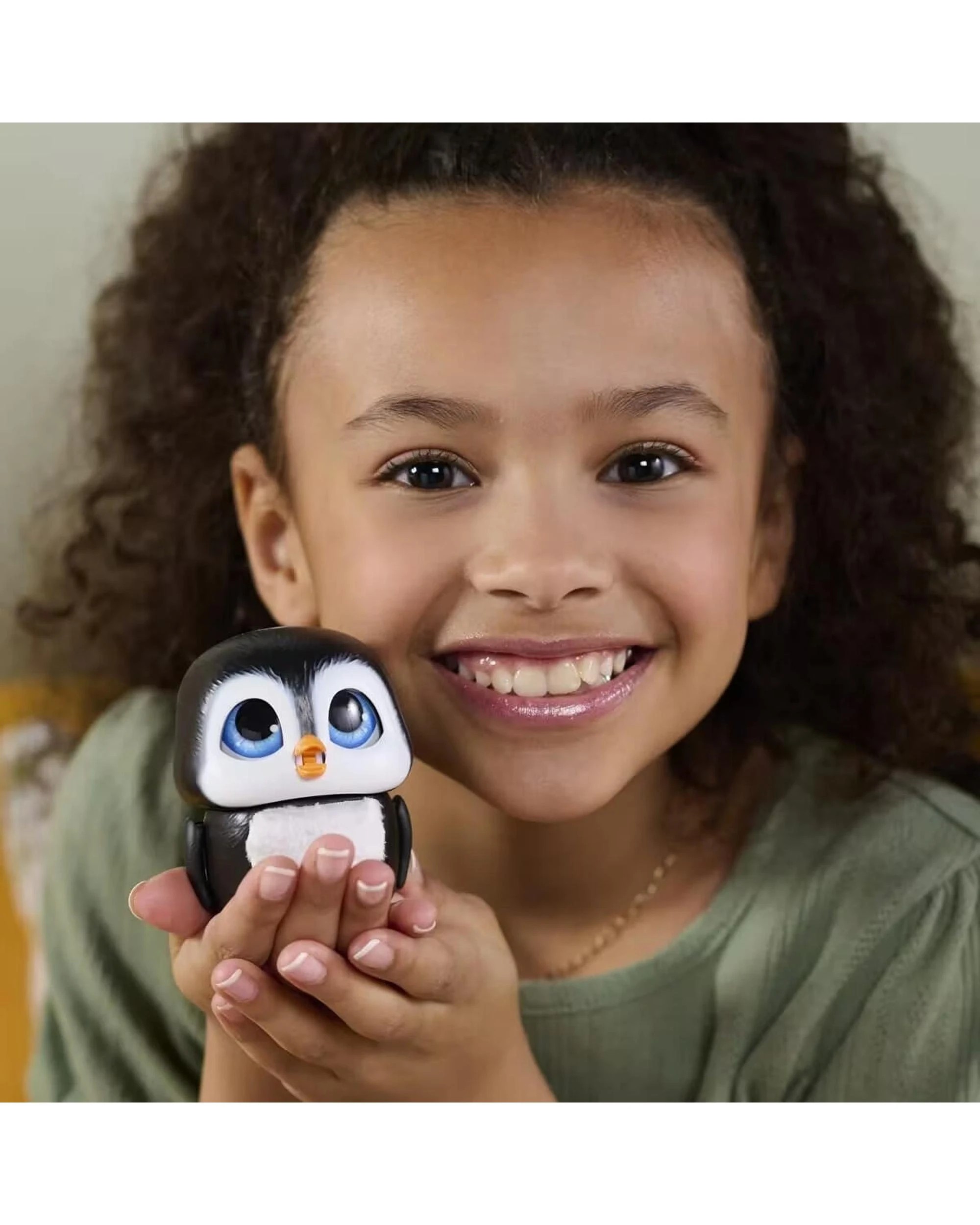 8 FurReal Handfuls Shivers the Penguin, 8 of 8