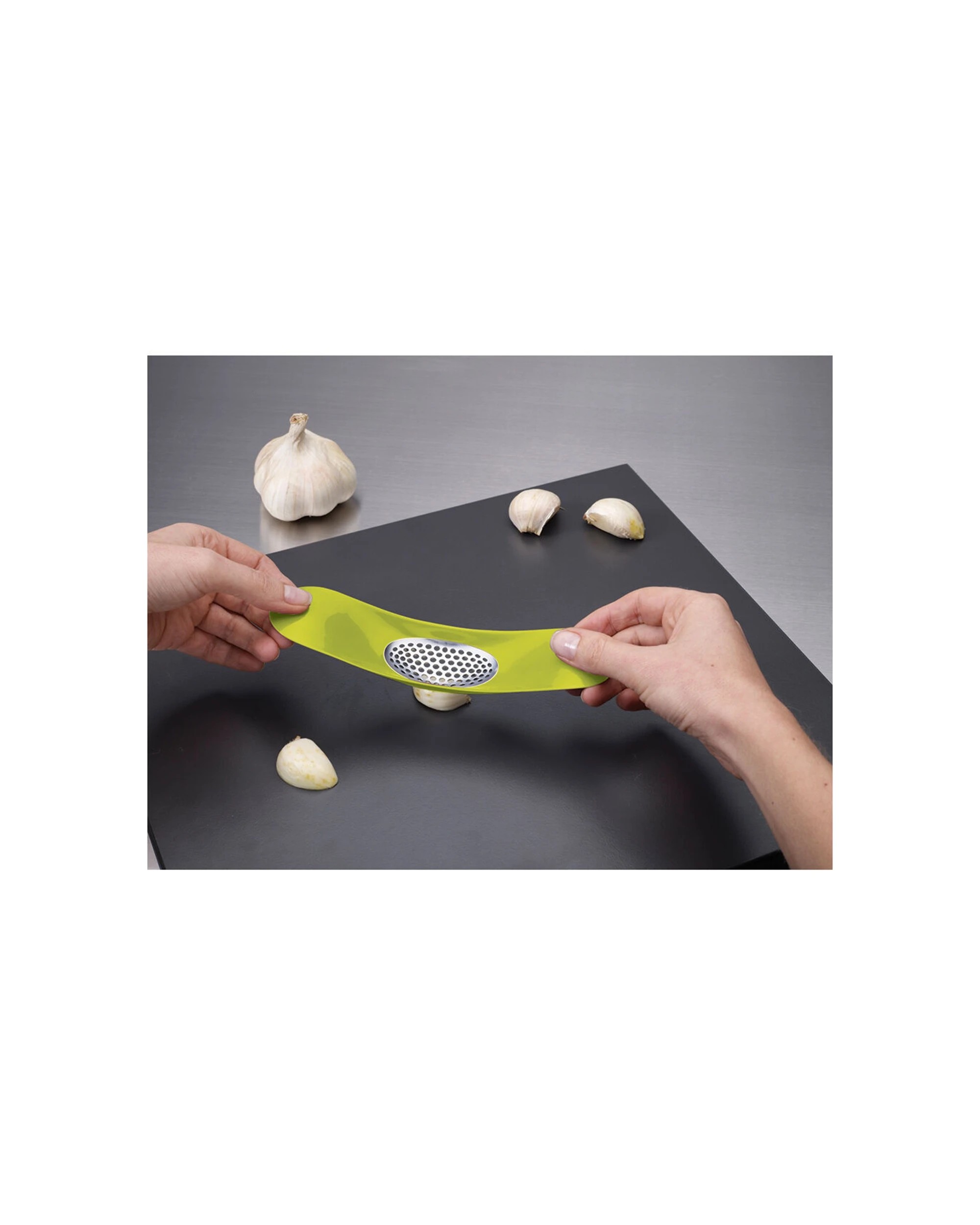 3 Joseph Joseph Rocker Plastic Garlic Crusher 2PK - Green, 3 of 3