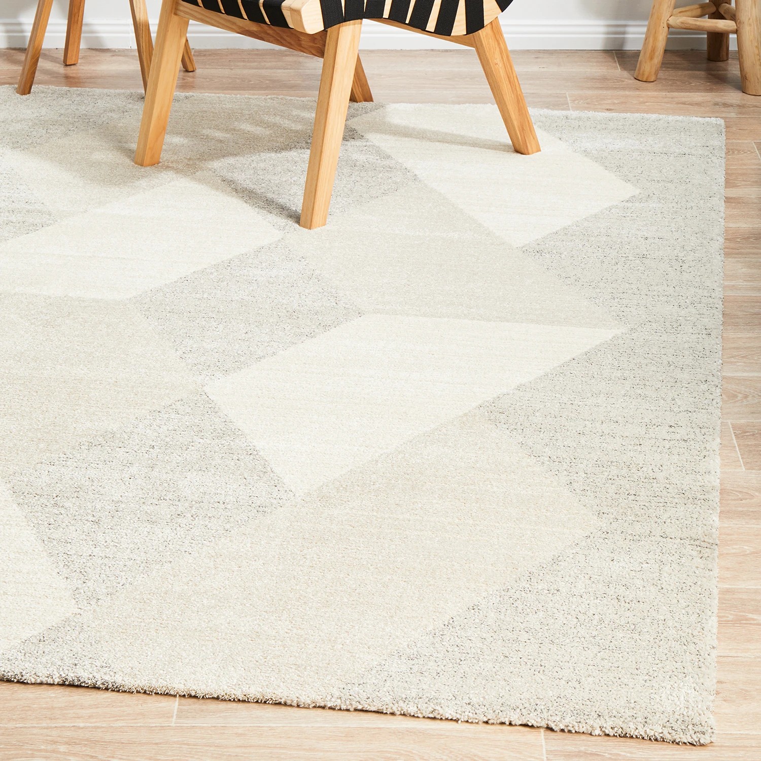3 Common Ground Rugs Montara 833 290x200cm - Large Power Loomed Floor Rug - Grey, 3 of 9