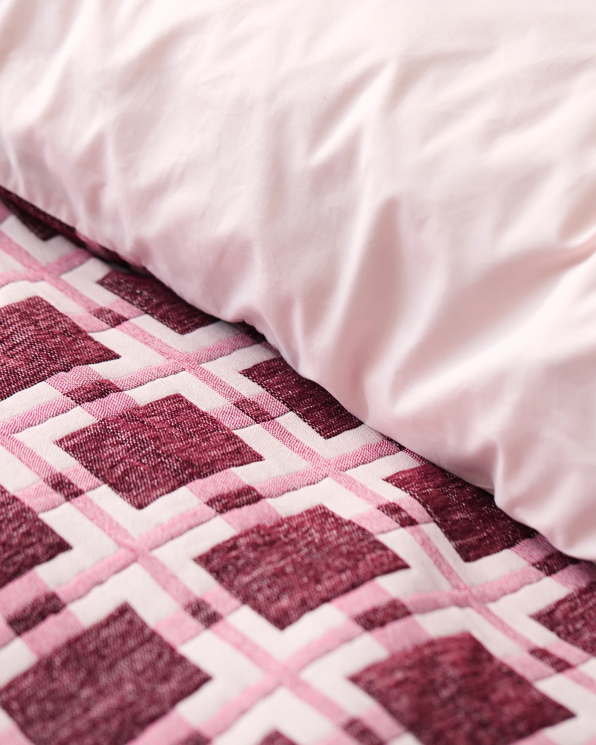 7 Target Scarlett Chenille Textured Quilt Cover Set - Sangria - King Bed - Red, 7 of 8
