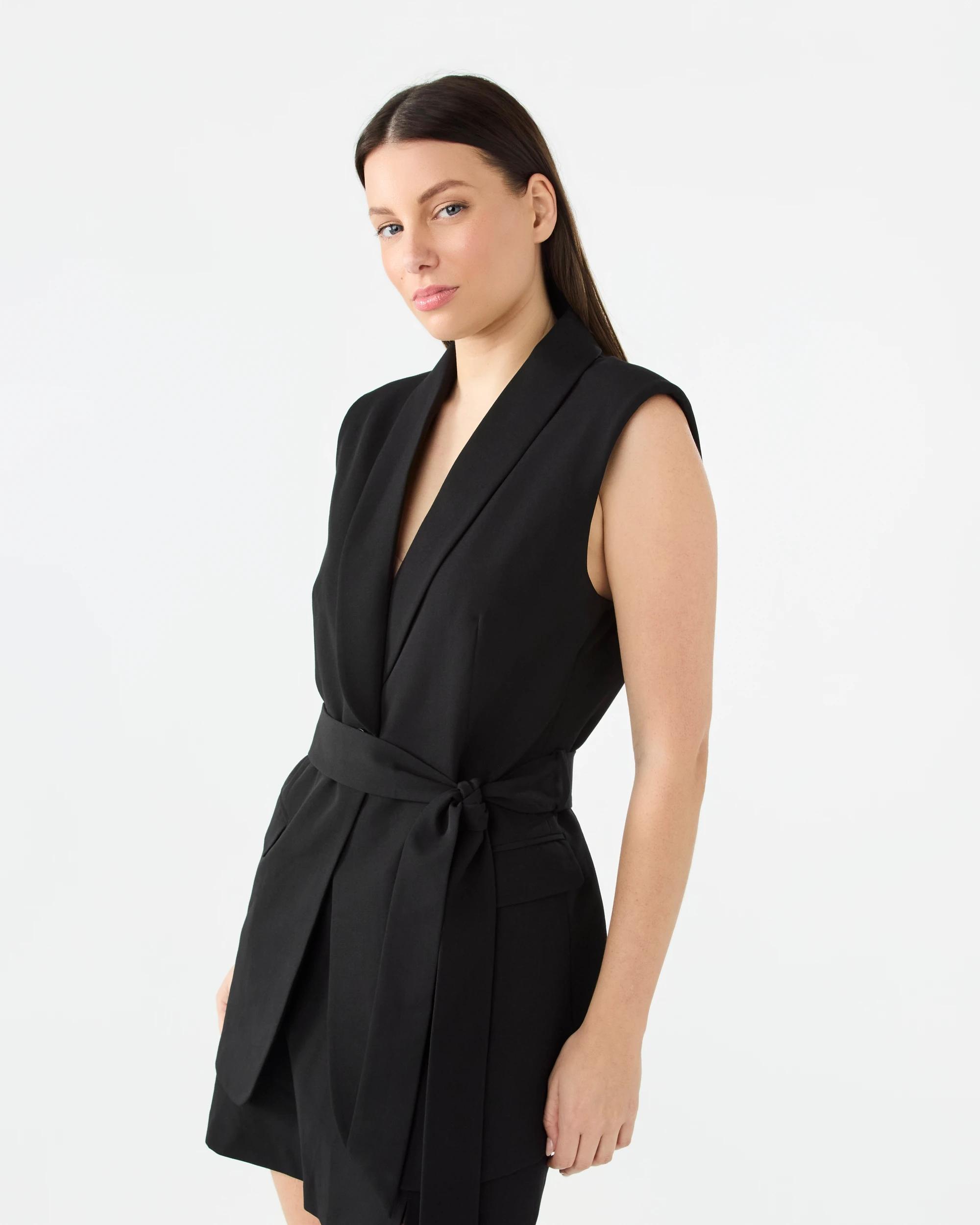 2 Sleeveless Tailored Jacket Black, 2 of 6