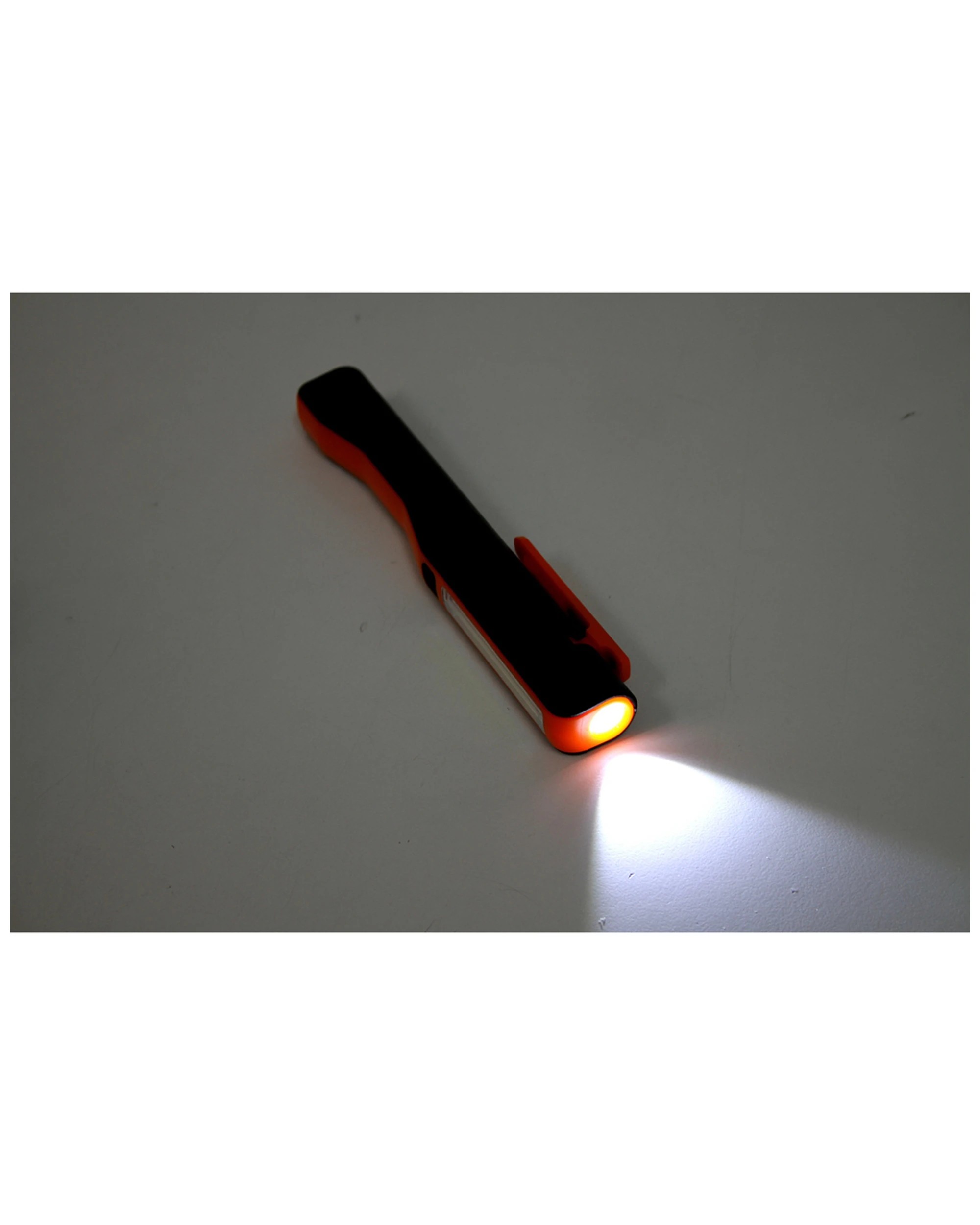 3 Wildtrak 2-Function LED Light With Batteries 2 Pack Waterproof Shockproof - Multi, 3 of 3