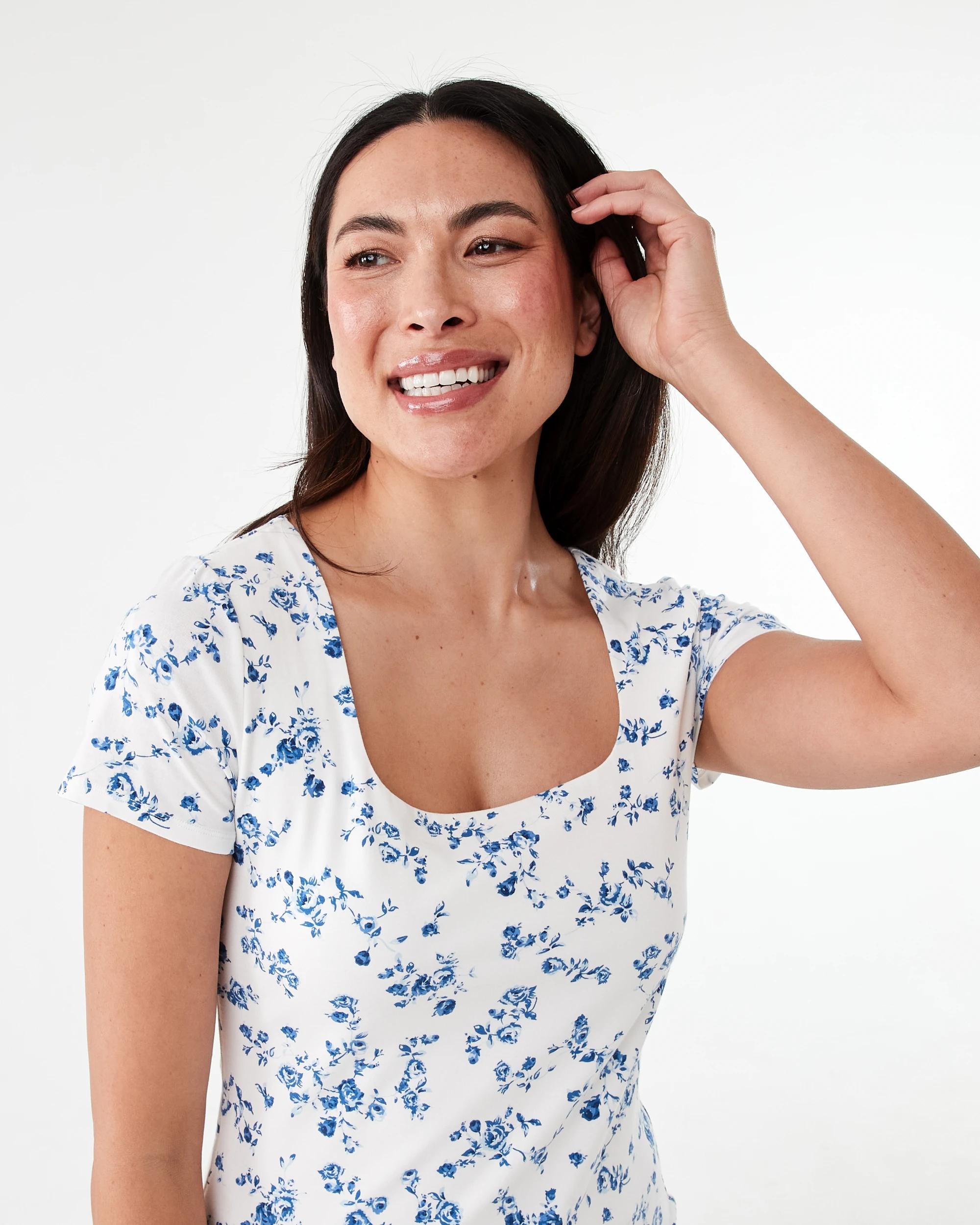 4 Short Sleeve Square Neck T-shirt Blue Rose, 4 of 6