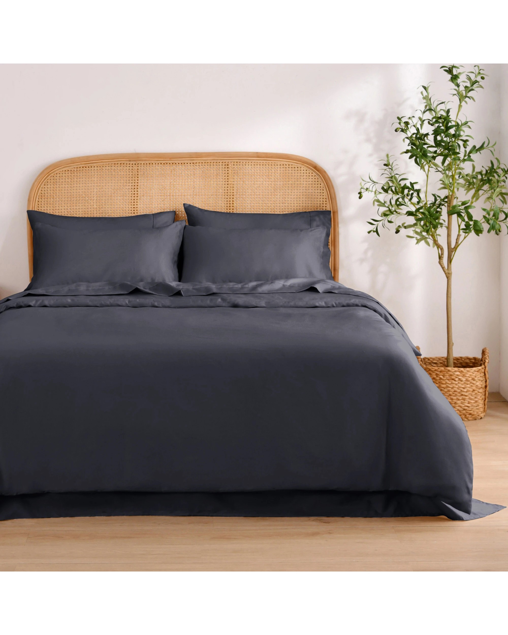 1 Dreamaker 1500TC Cotton Rich Sateen Quilt Cover Set - Single Bed - Charcoal, 1 of 6