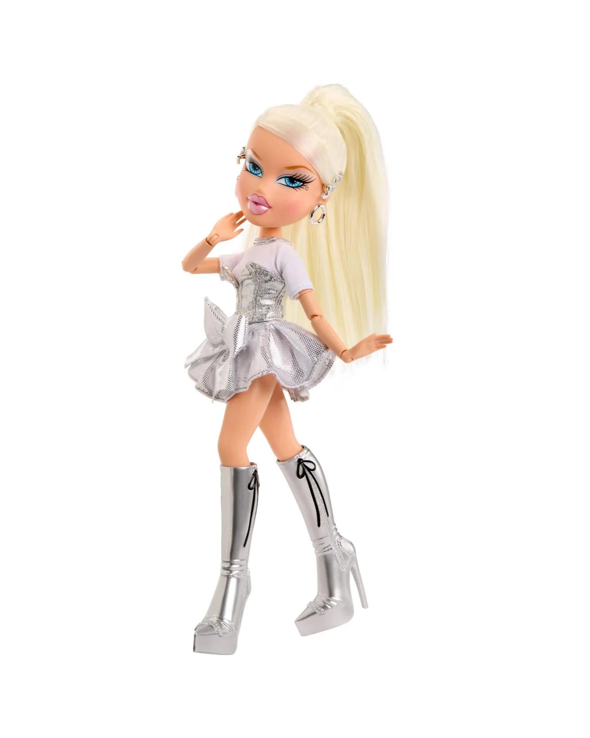 3 Bratz Charmz Cloe Fashion Doll, 3 of 10