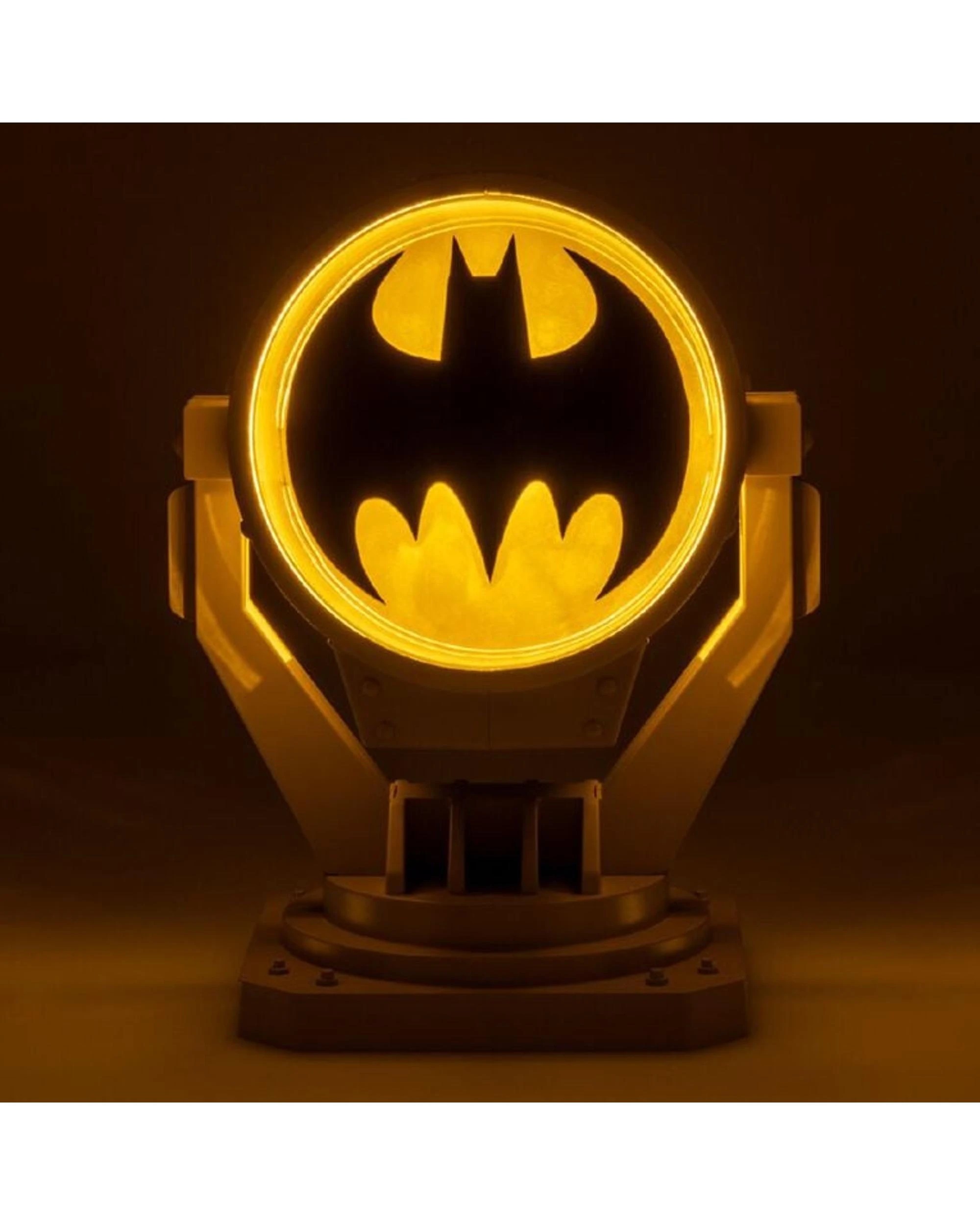 6 Paladone DC Batman Bat Symbol Projection Light, 6 of 8