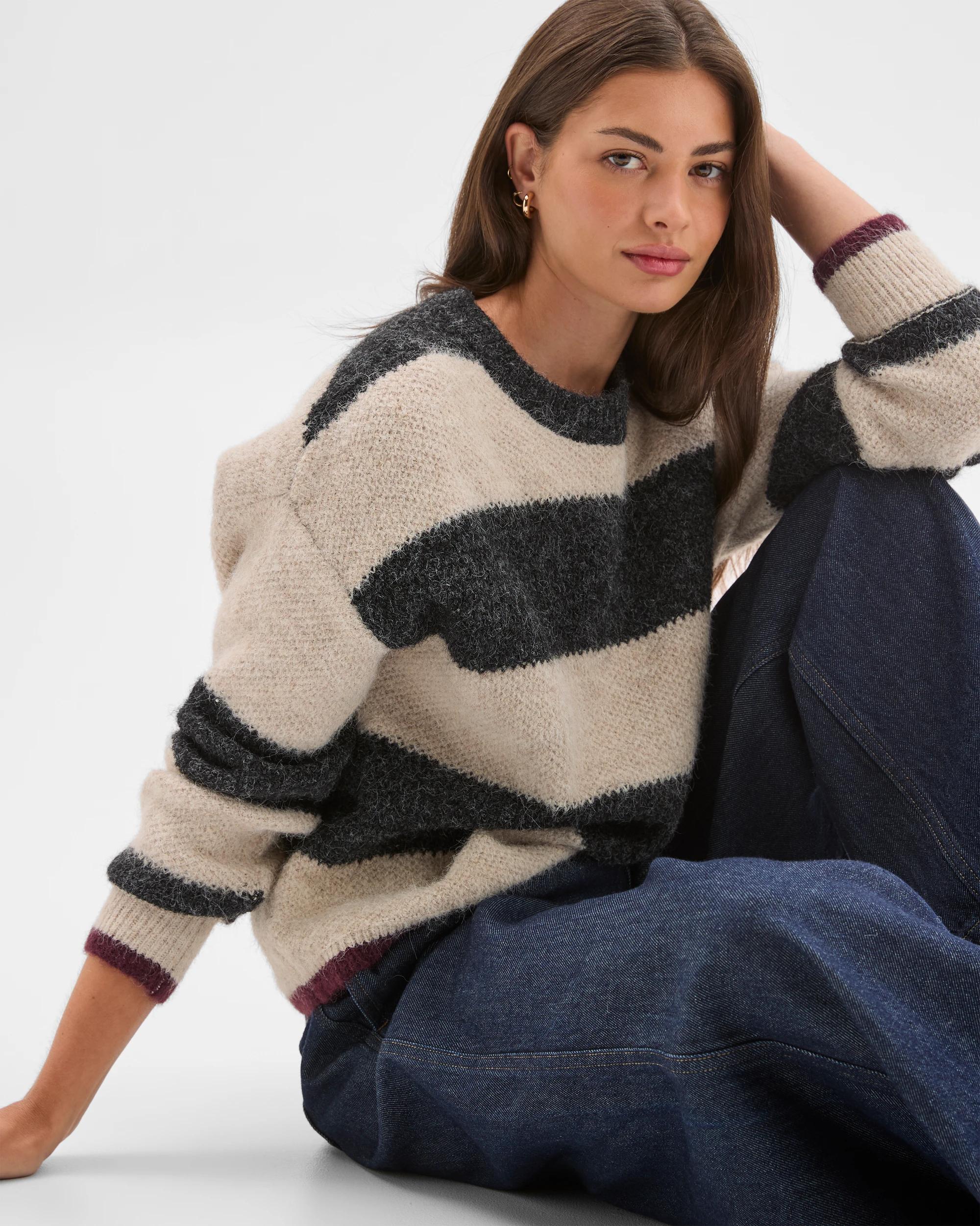 5 Target Petites Petites Crew Neck Honeycomb Stitch Jumper , 5 of 8