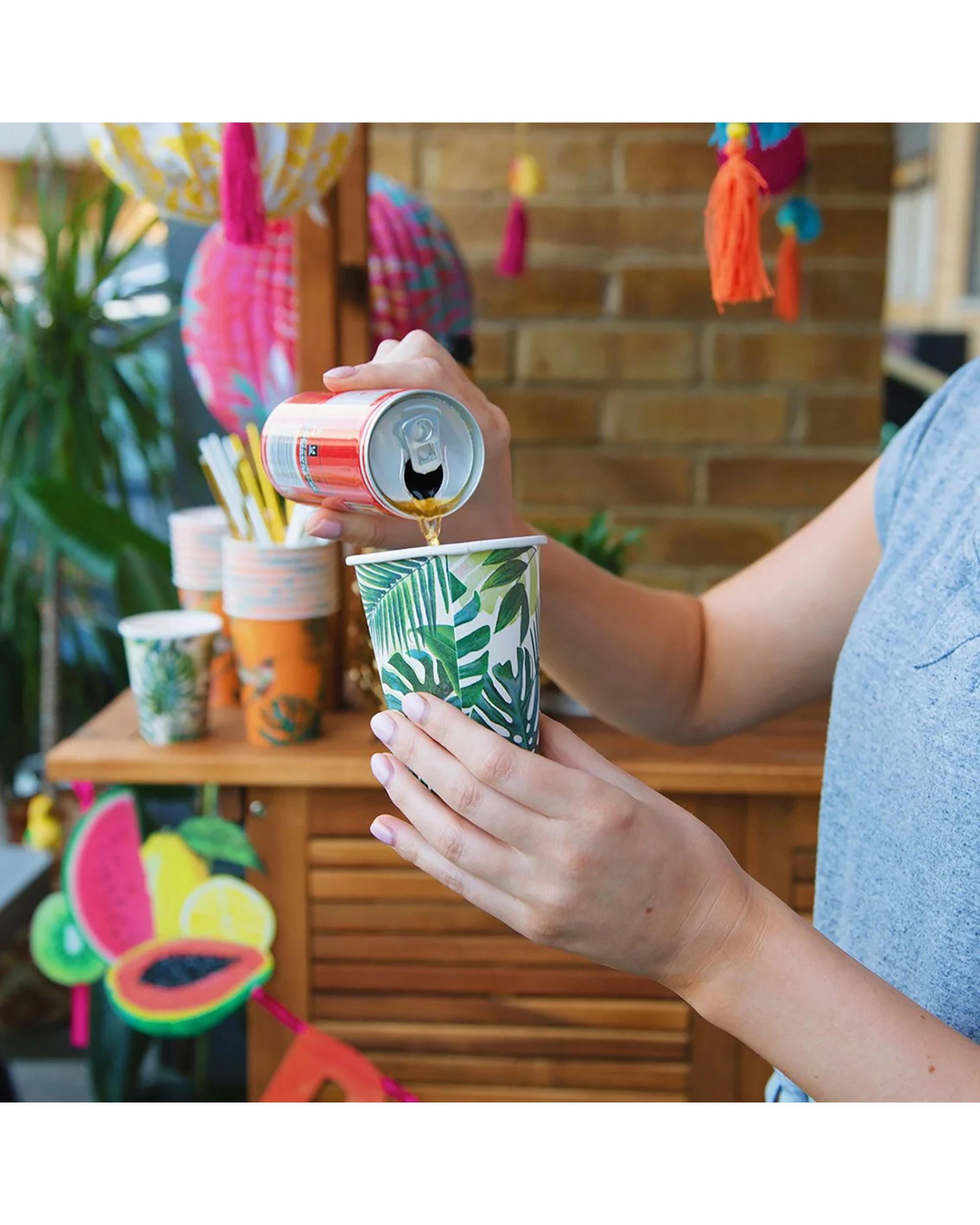 2 Talking Tables Talking Tables Tropical Fiesta Palm Leaf Paper Cups Pack of 8 - Green, 2 of 4