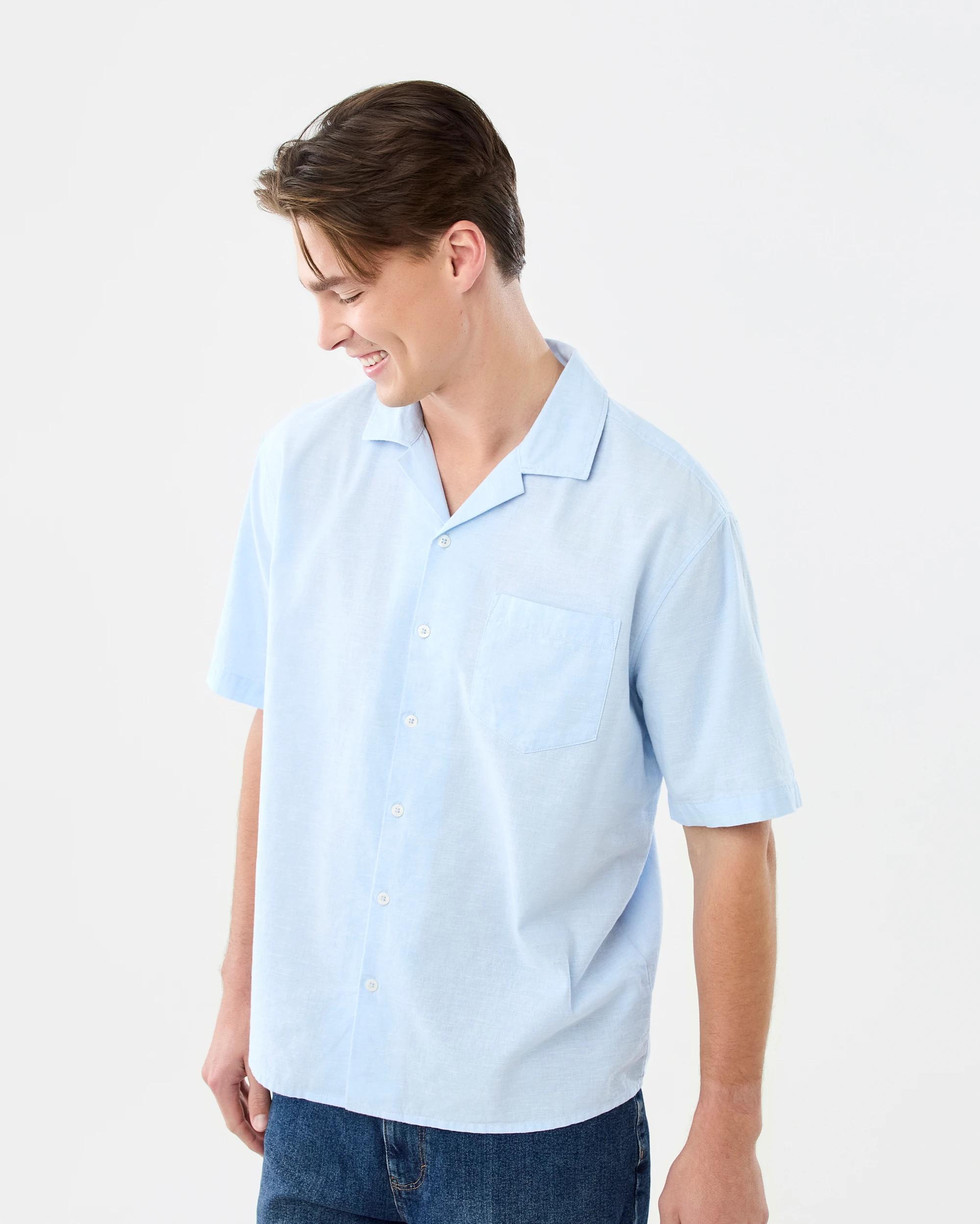 2 Short Sleeve Cotton Linen Shirt Blu Crystl, 2 of 7