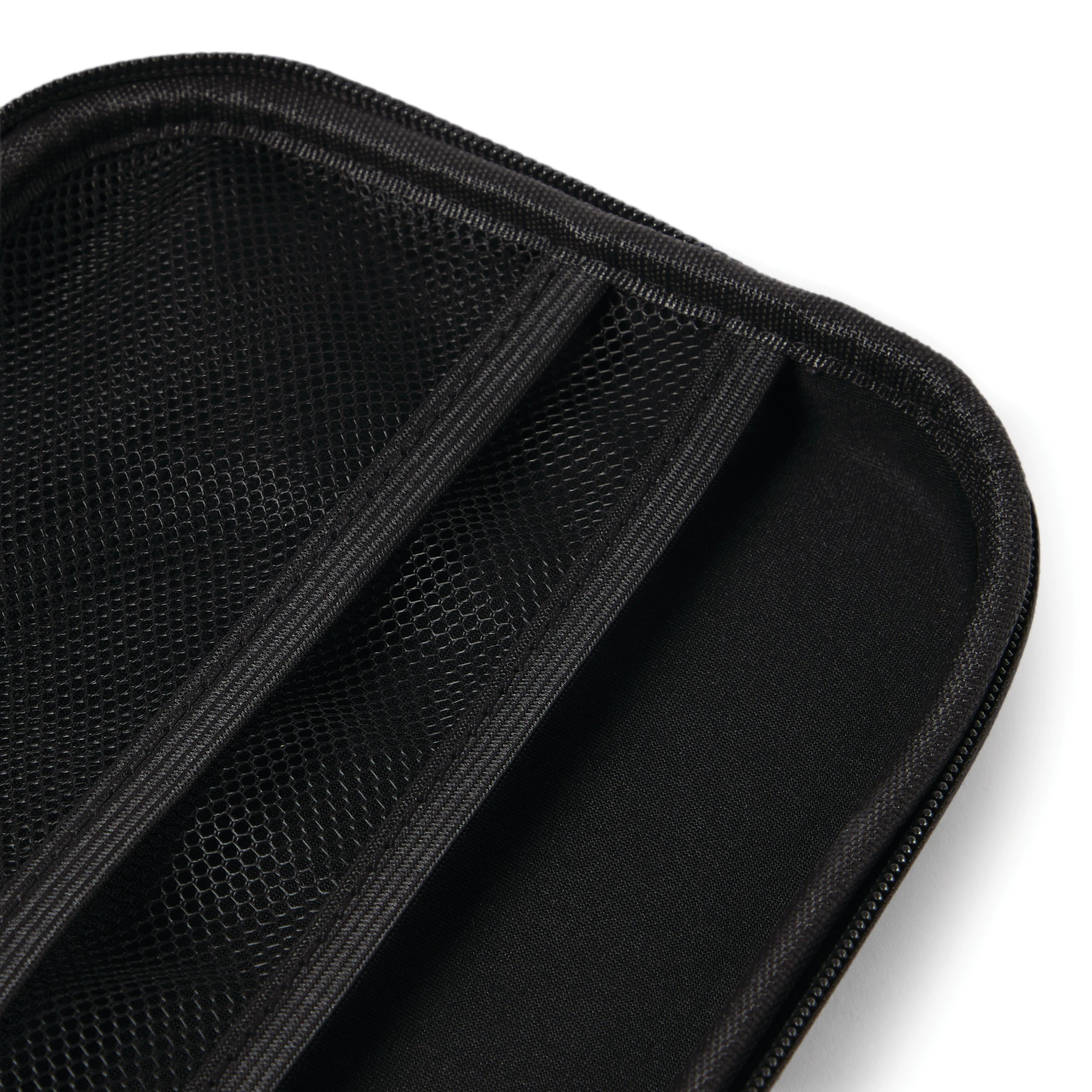 6 Tech Travel Organiser - Black, 6 of 8