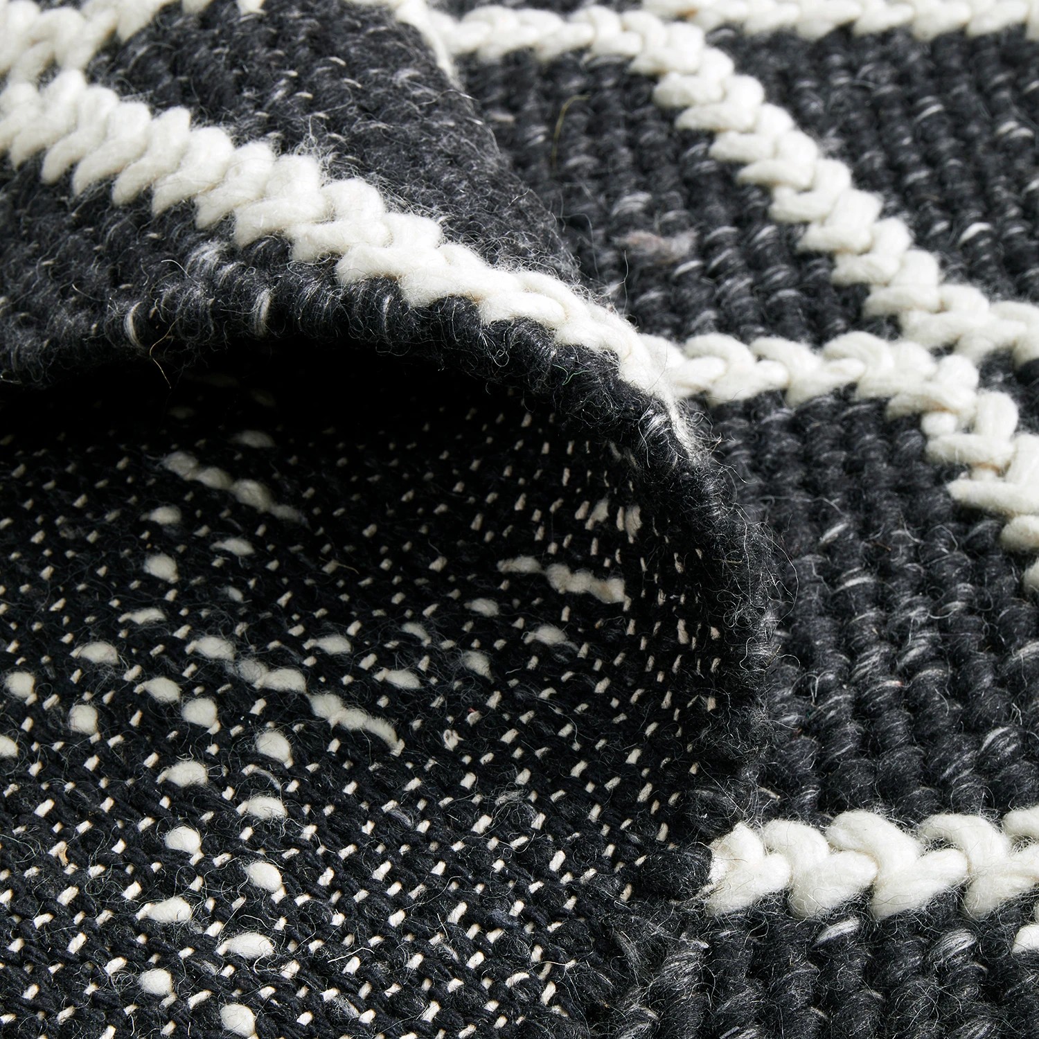 3 Common Ground Rugs Valor 320x230cm - Extra Large Hand Loomed Floor Rug - Black, 3 of 9