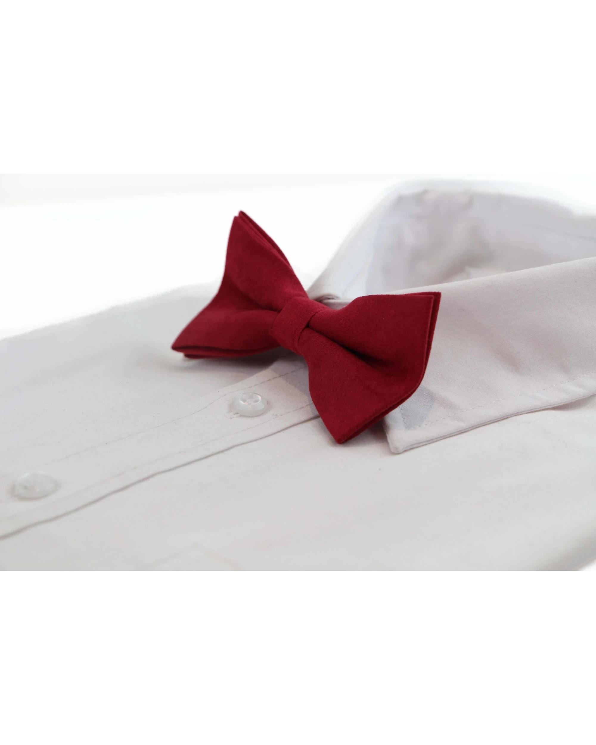 1 Zasel Mens Red Velvet Plain Colour Bow Tie, 1 of 2