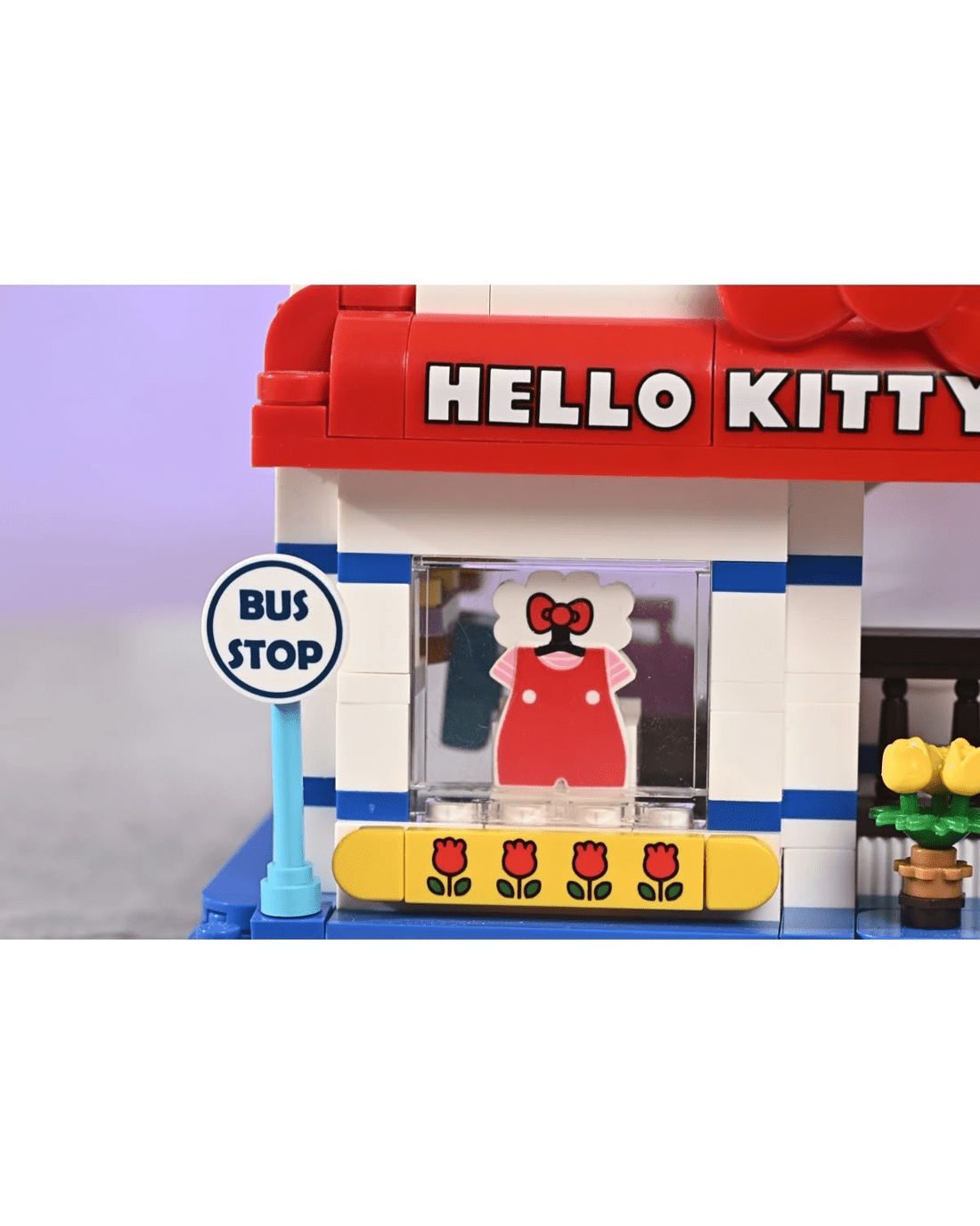 3 305 Piece Keepplay Hello Kitty Modern Fashion Shop Playset, 3 of 5