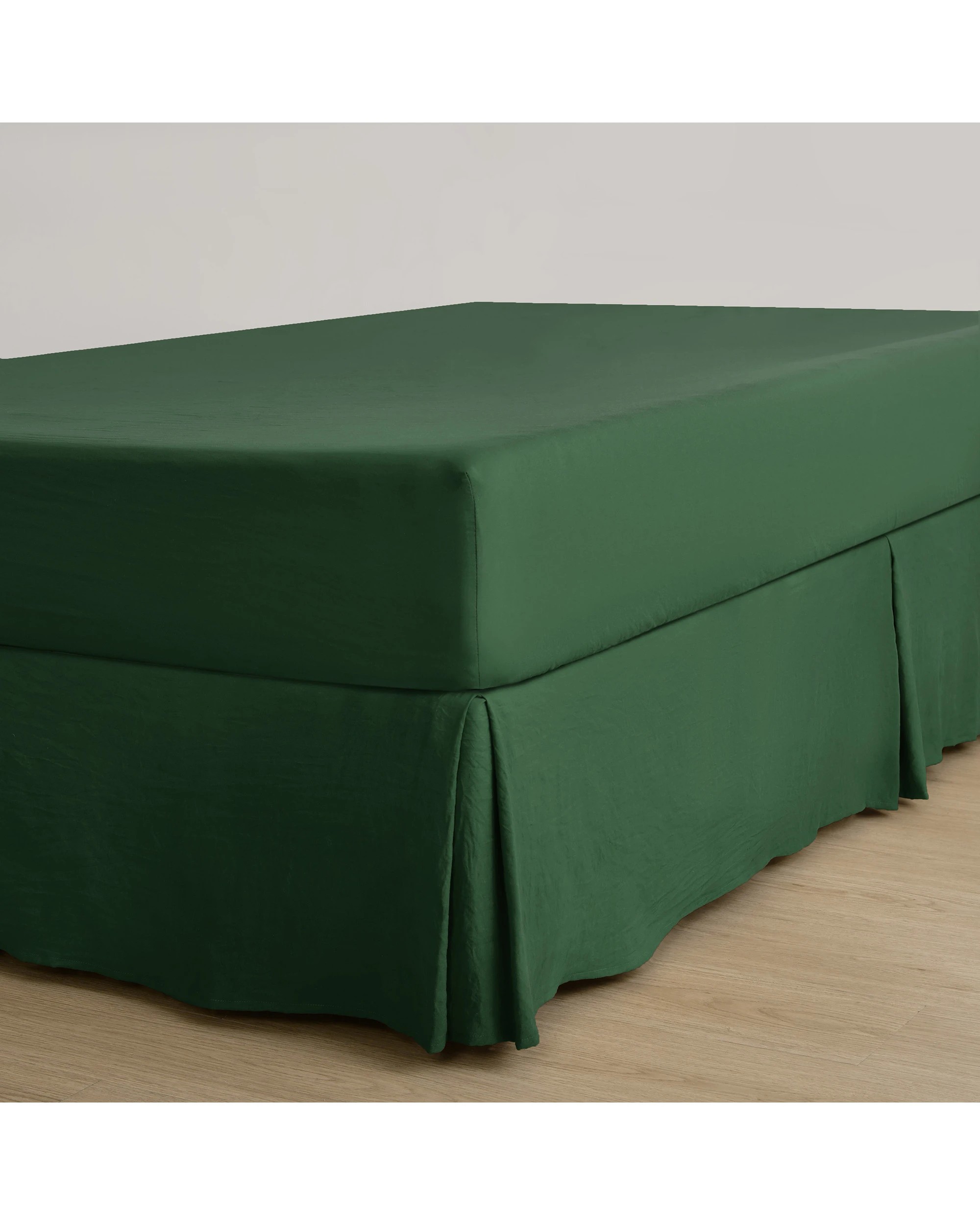 1 Dreamaker Superfine Washed Microfibre Pleated Valance - Super King Bed - Hunter Green, 1 of 9