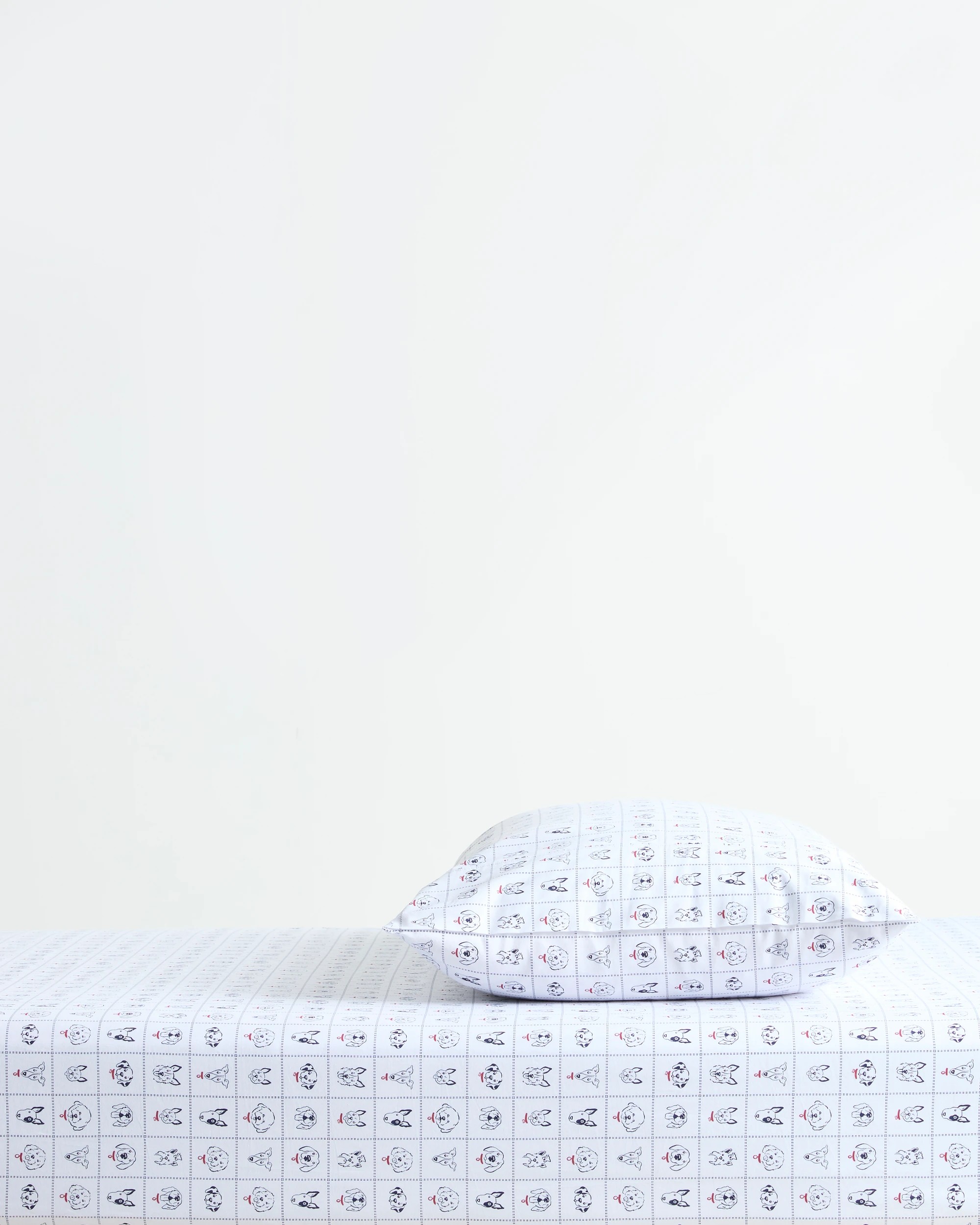 1 Target Australian Cotton Spike Dogs Kids Fitted Sheet - Single Bed - White, 1 of 4