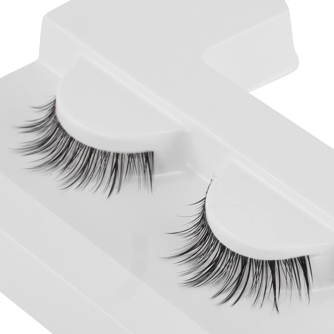 4 OXX Cosmetics Natural False Lashes - No. 611, 4 of 5