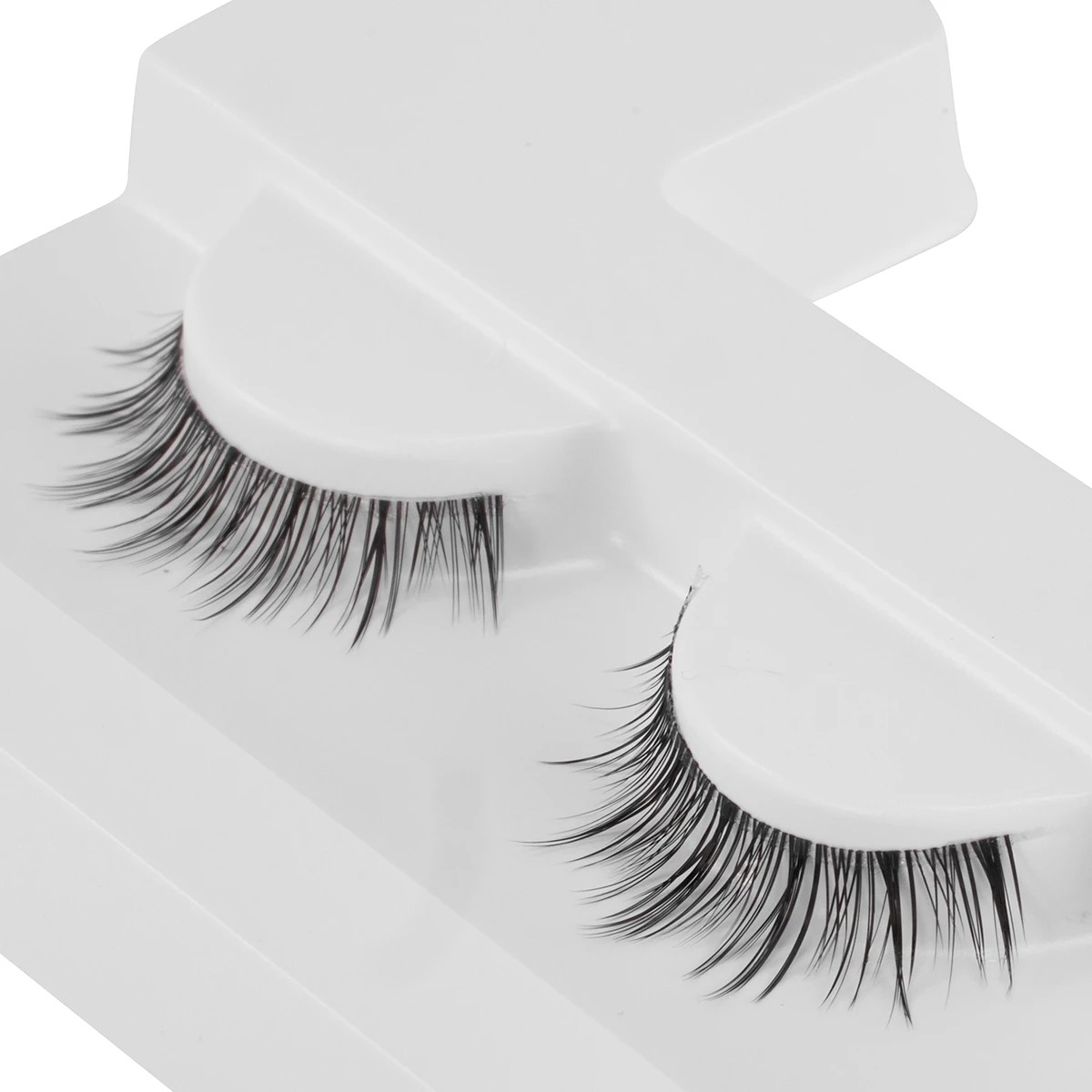4 OXX Cosmetics Natural False Lashes - No. 611, 4 of 5