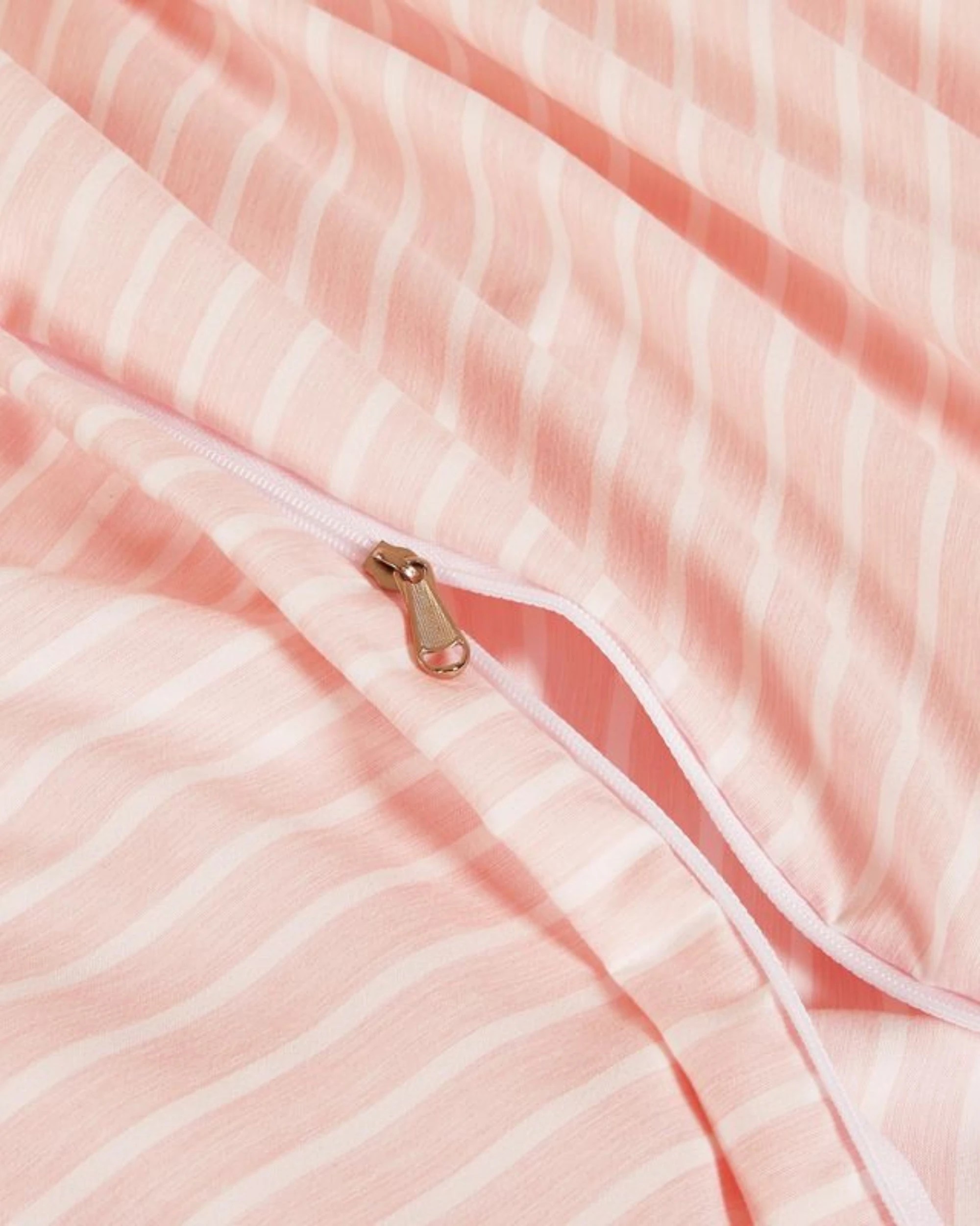 2 CleverPolly Yarn-Dyed Microfibre Quilt Cover Set Soft - Soft Pink Stripe - Super King Bed, 2 of 4