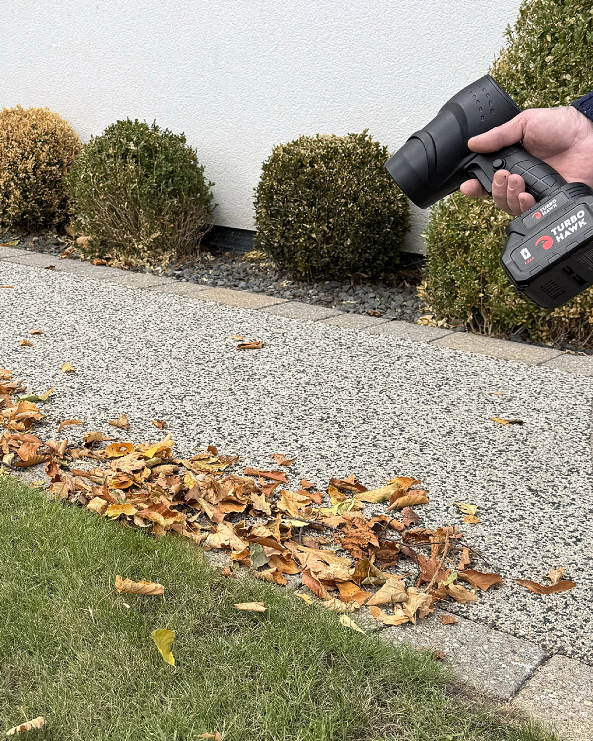2 Global Shop Direct Turbo Hawk Compact Cordless Multi-Purpose Blower, 2 of 7