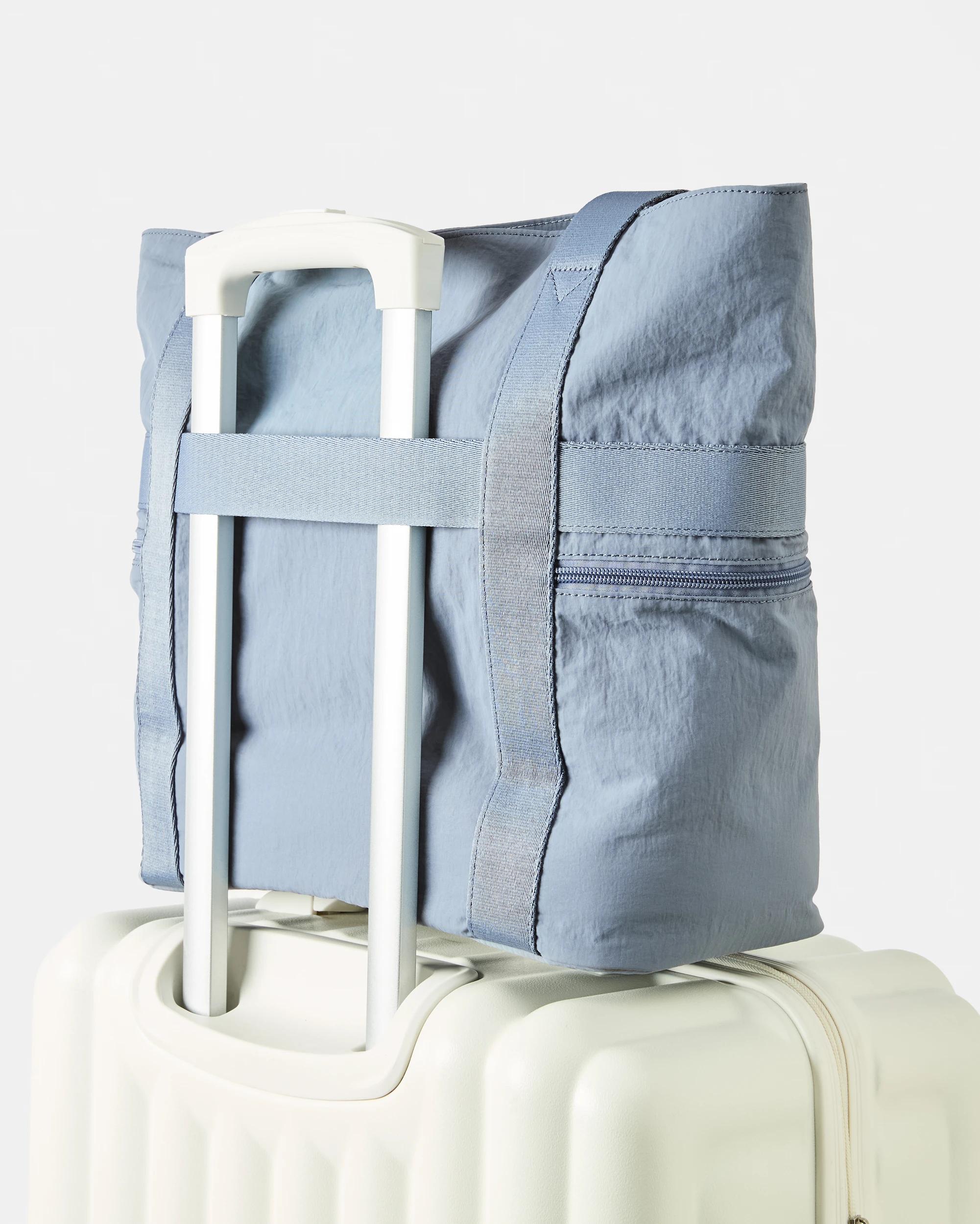 5 Urban Multi Pocket Tote Bag Blu Willow, 5 of 7