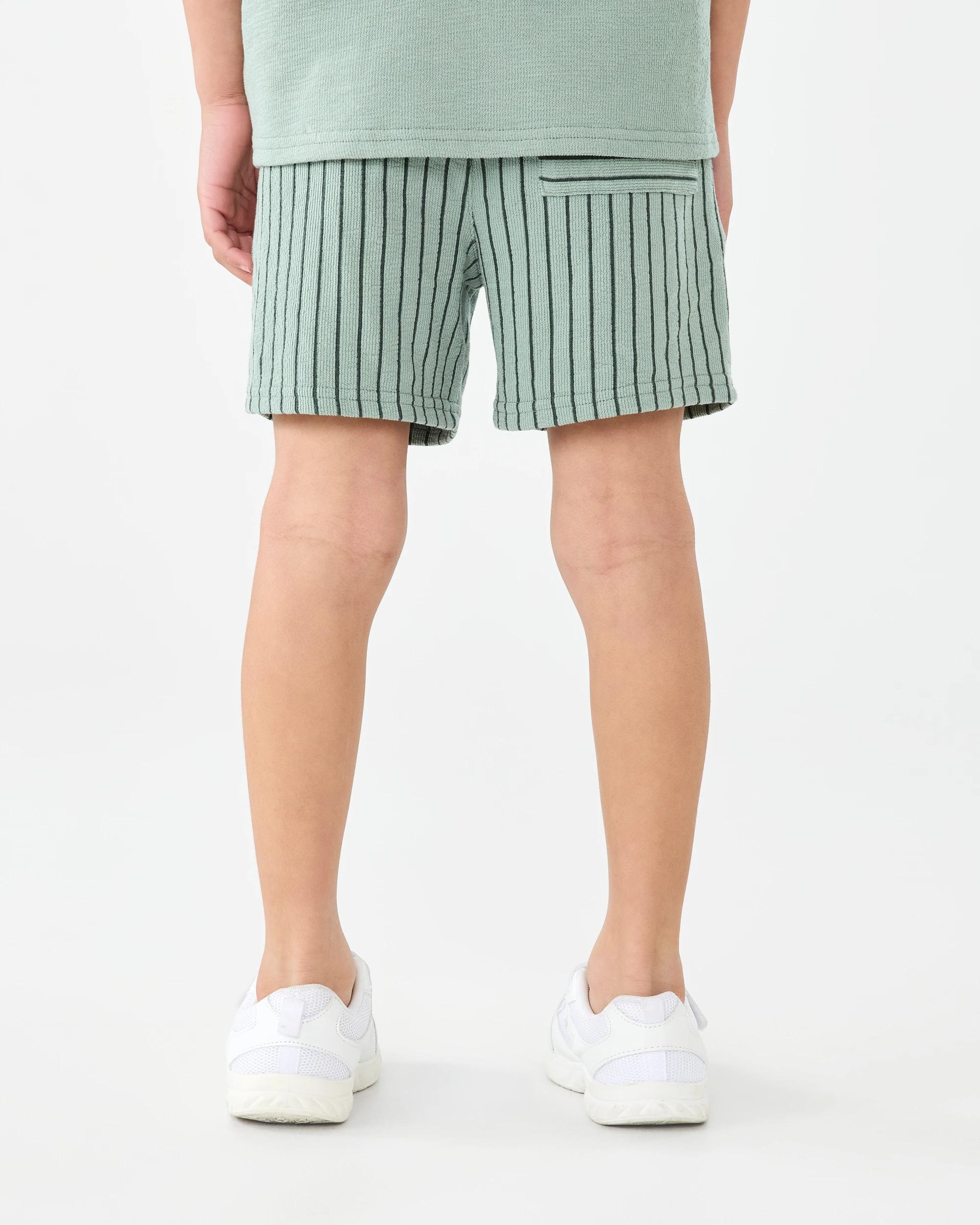 2 Textured Knit Shorts Grn Stripe, 2 of 7