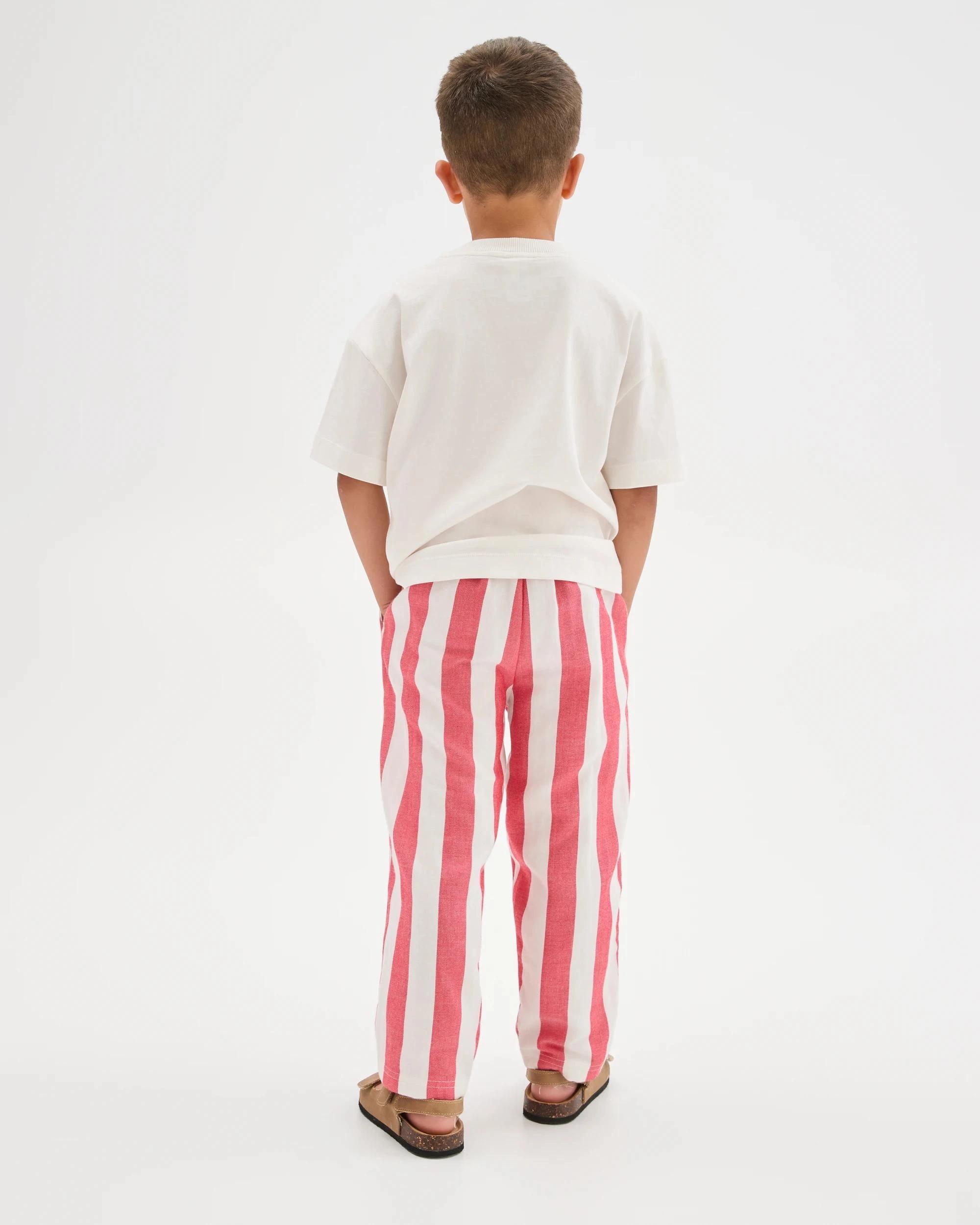 4 Target Kids Lightweight T-Shirt & Pants 2 Piece Set TOMATO RED, 4 of 6