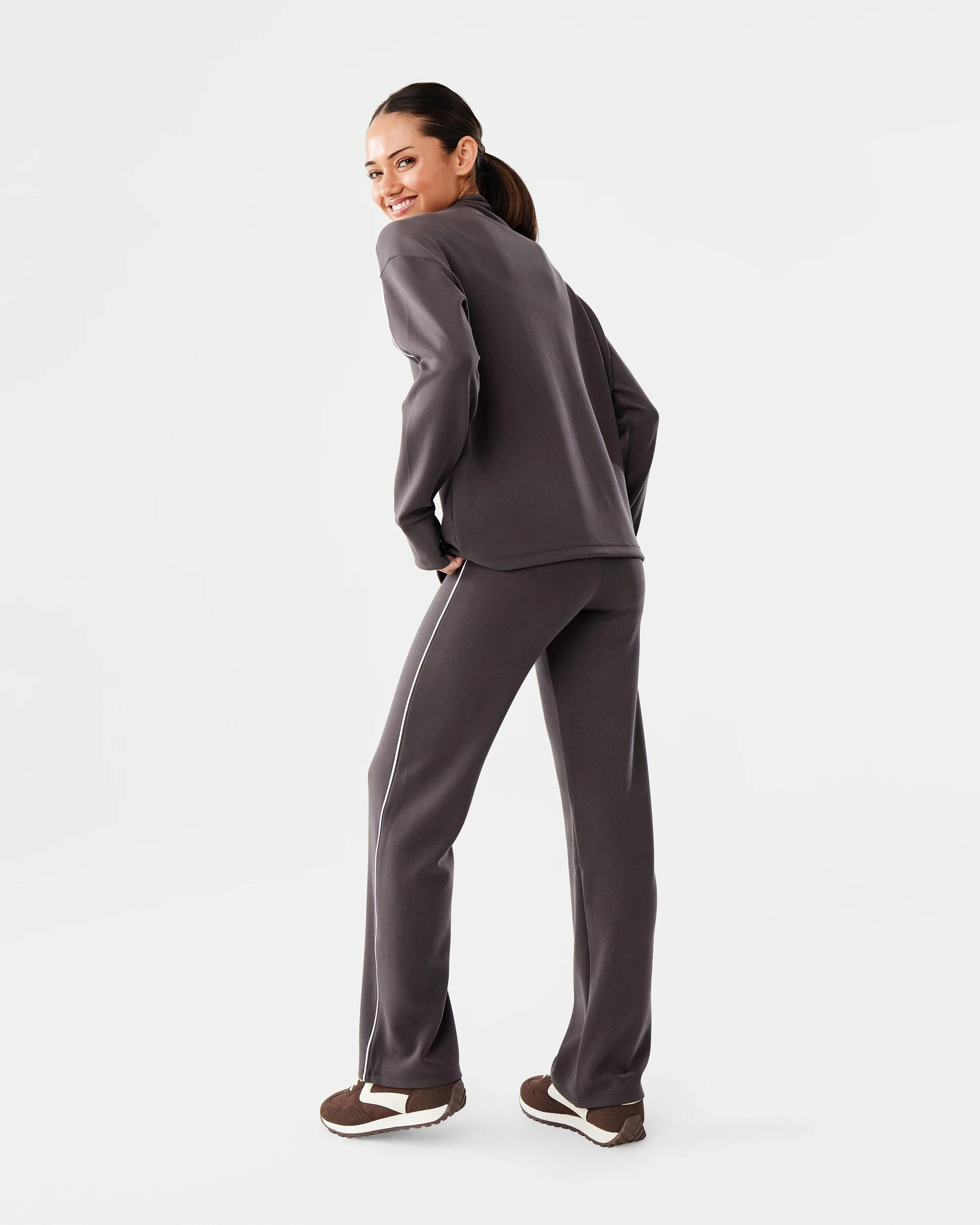 4 Active Womens Ribbed Scuba Long Sleeve Top Espresso, 4 of 8