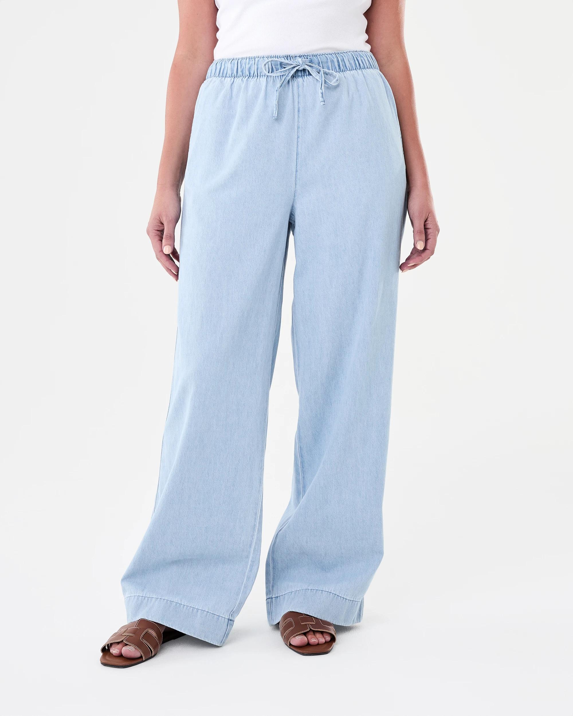 1 Comfort Wide Leg Jeans Light Denim Wash, 1 of 9