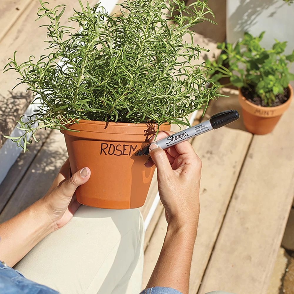 4 Sharpie Metal Permanent Marker Bullet Tip Black 12 Pack, 4 of 8