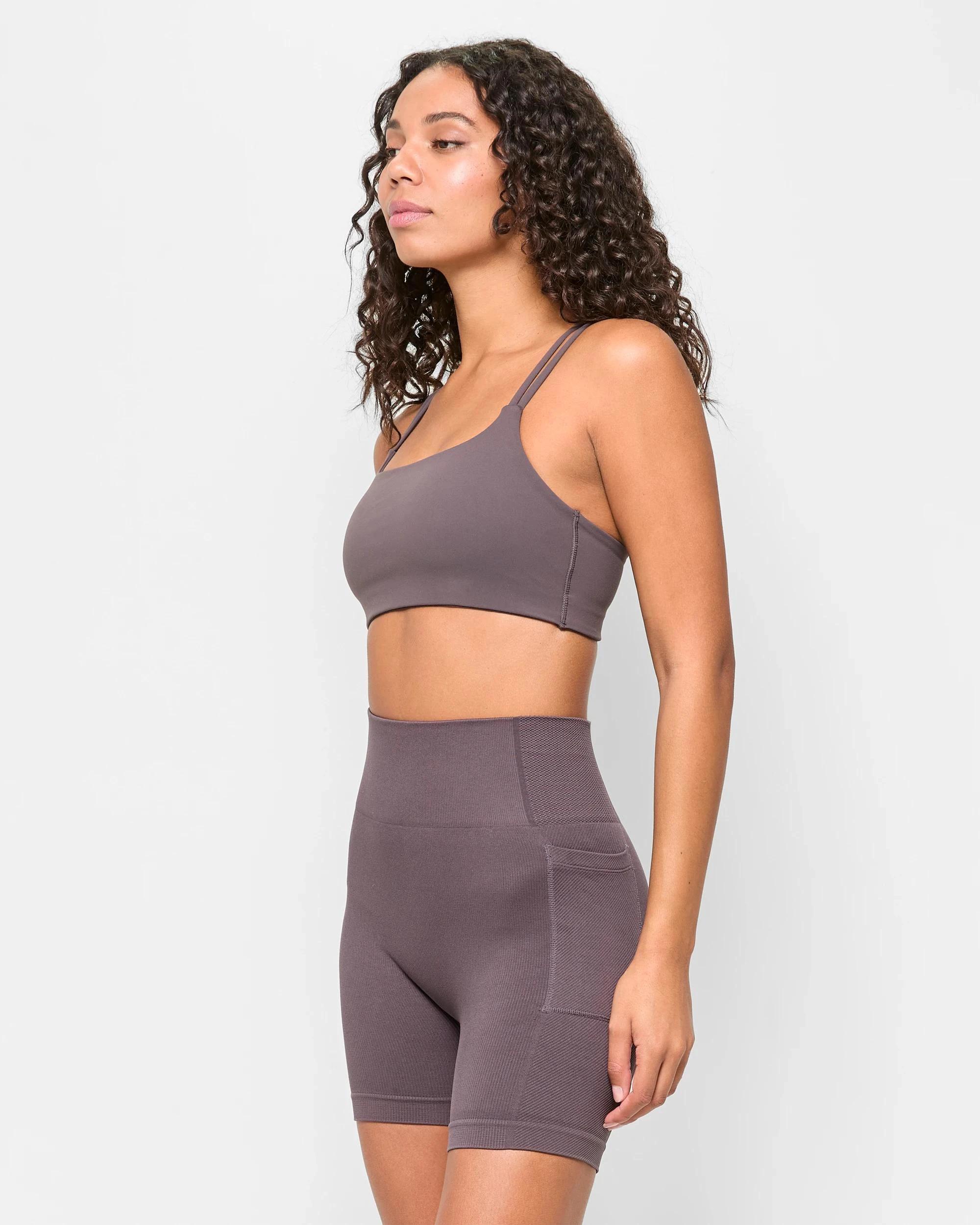 3 Target Active Seamfree Yoga Pocket Bike Shorts HICKORY, 3 of 5