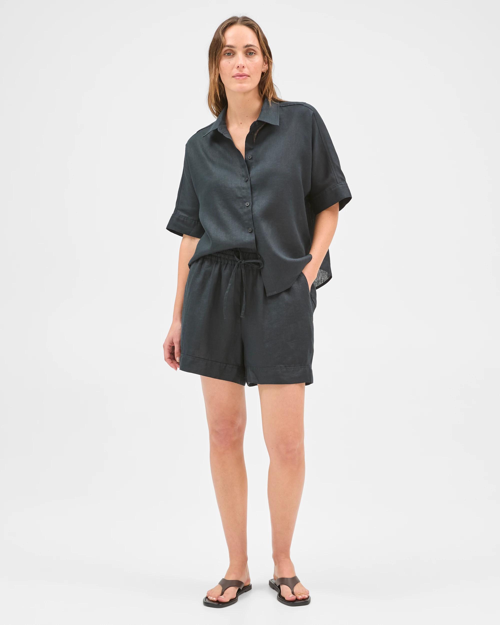 2 Target Woman European Linen Pull On Shorts BLACK, 2 of 8