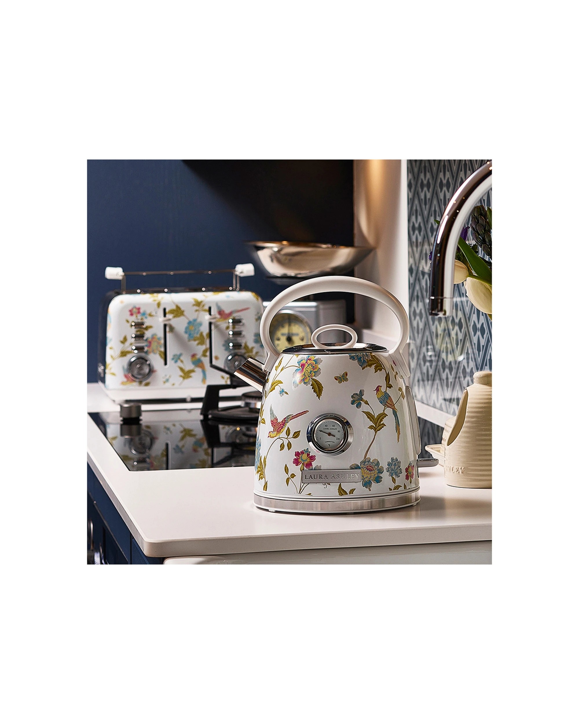 7 Laura Ashley Elveden 29cm Electric 4 Slice Bread Toaster 1850W - White, 7 of 7
