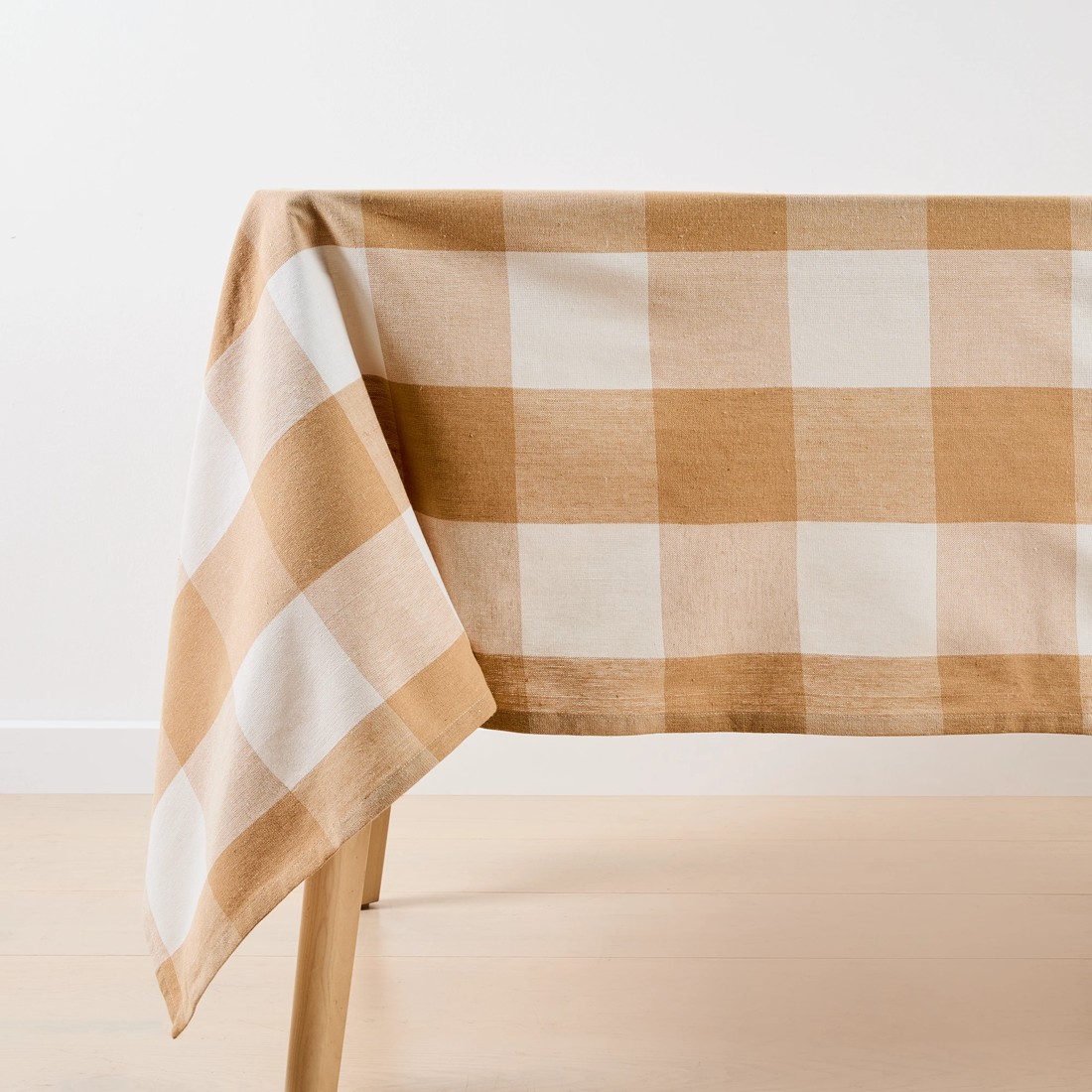 3 Check Tablecloth - Biscuit, 3 of 6