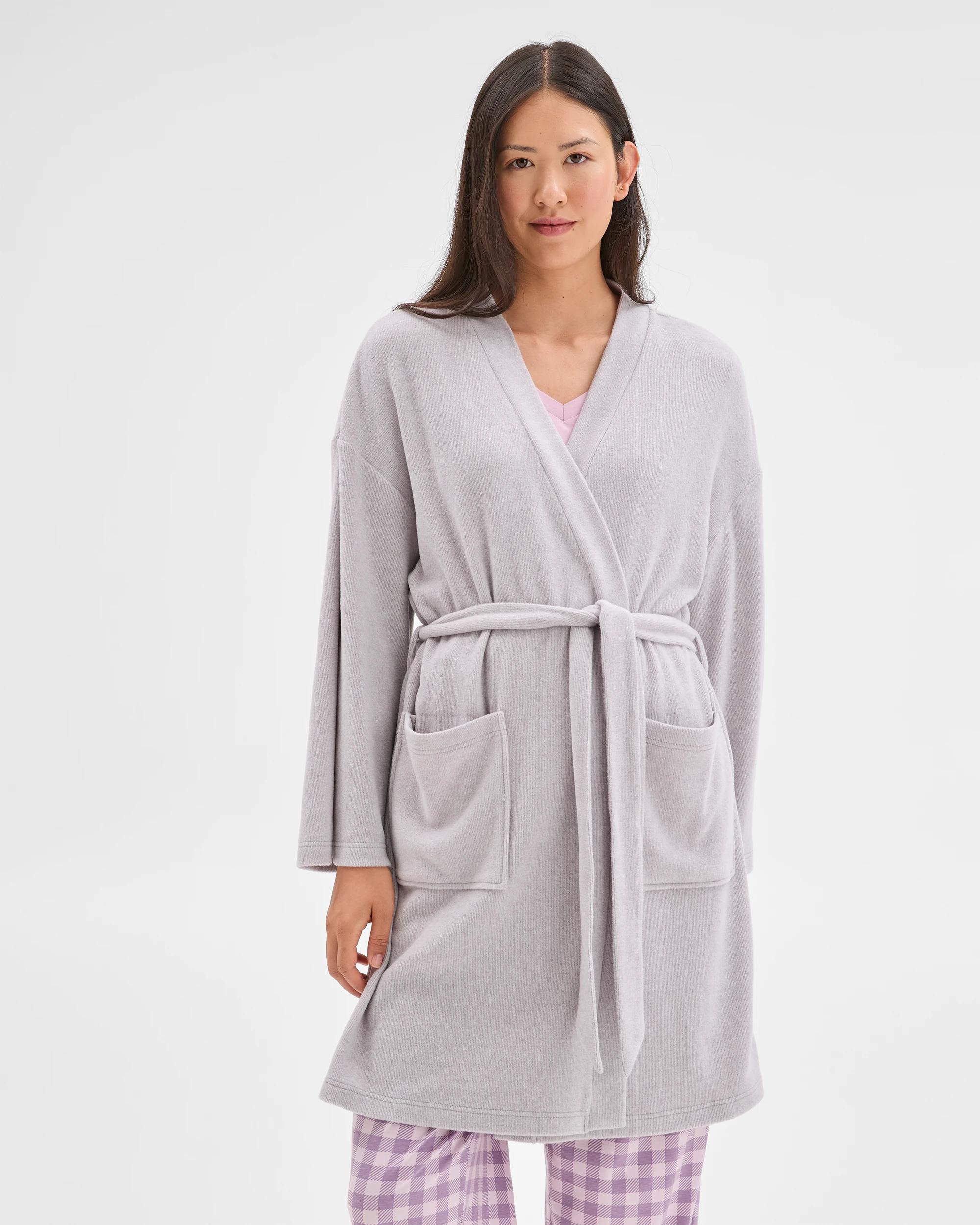 3 Target Woman Cosy Short Sleep Robe GREY, 3 of 7