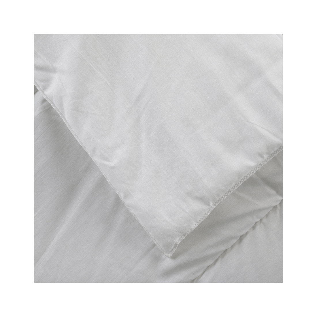 3 Tontine Easy Care Queen All Seasons Cotton Quilt Medium Weight Machine Washable
 - Queen Bed
 - White, 3 of 5