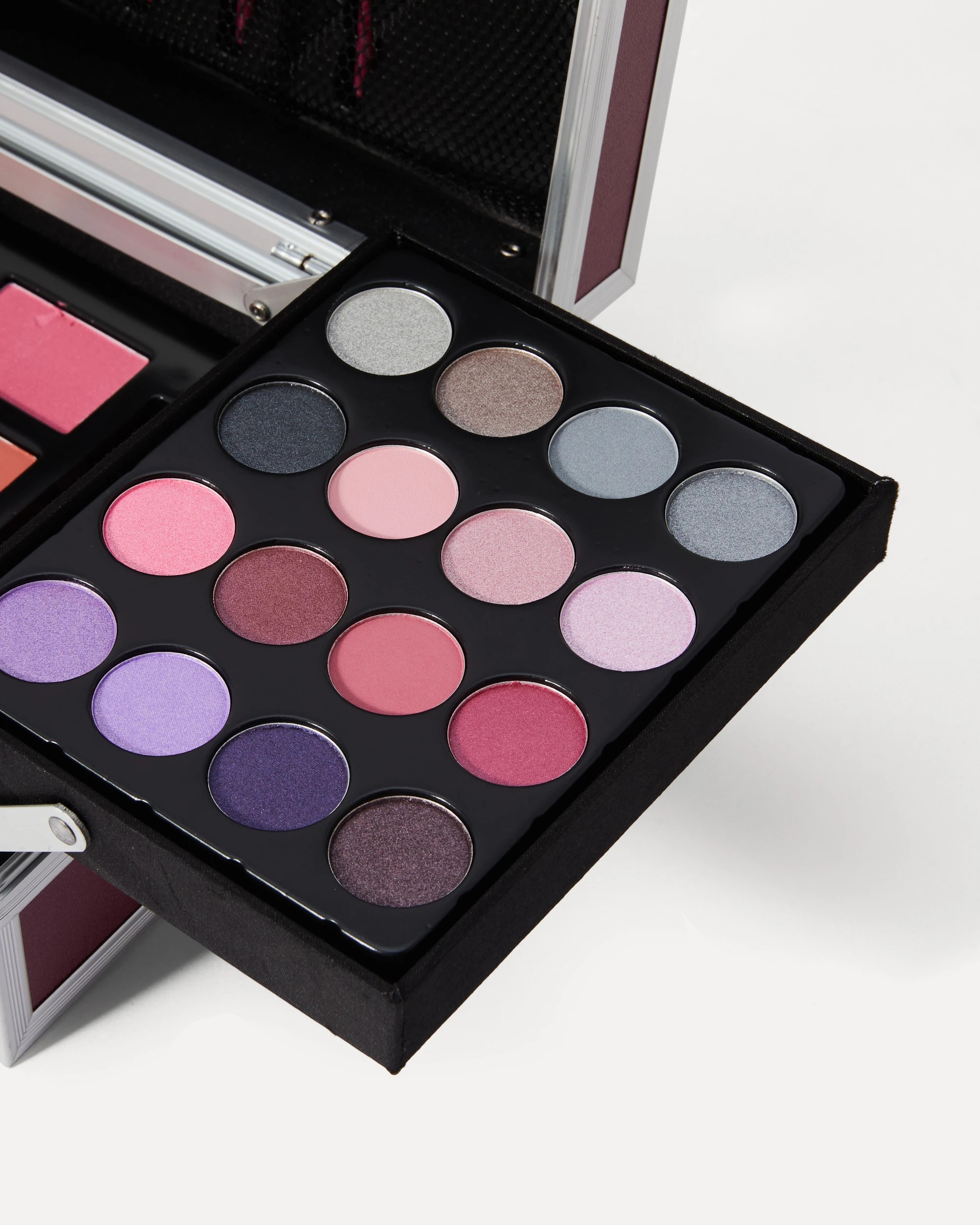 6 OXX Beauty 49 Piece Beauty Train Case, 6 of 9