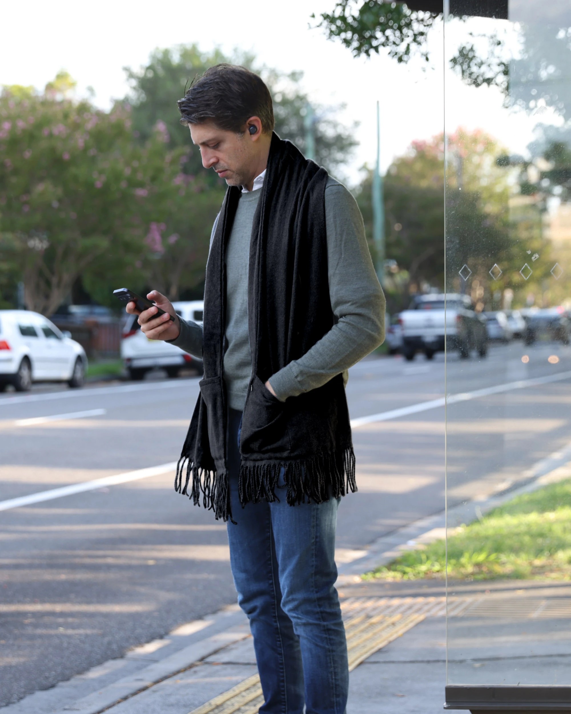 6 Sash and Bloom WinterWarm Heated Scarf Black Portable Super-Soft Heated Scarf with Built-In Pockets, 6 of 7