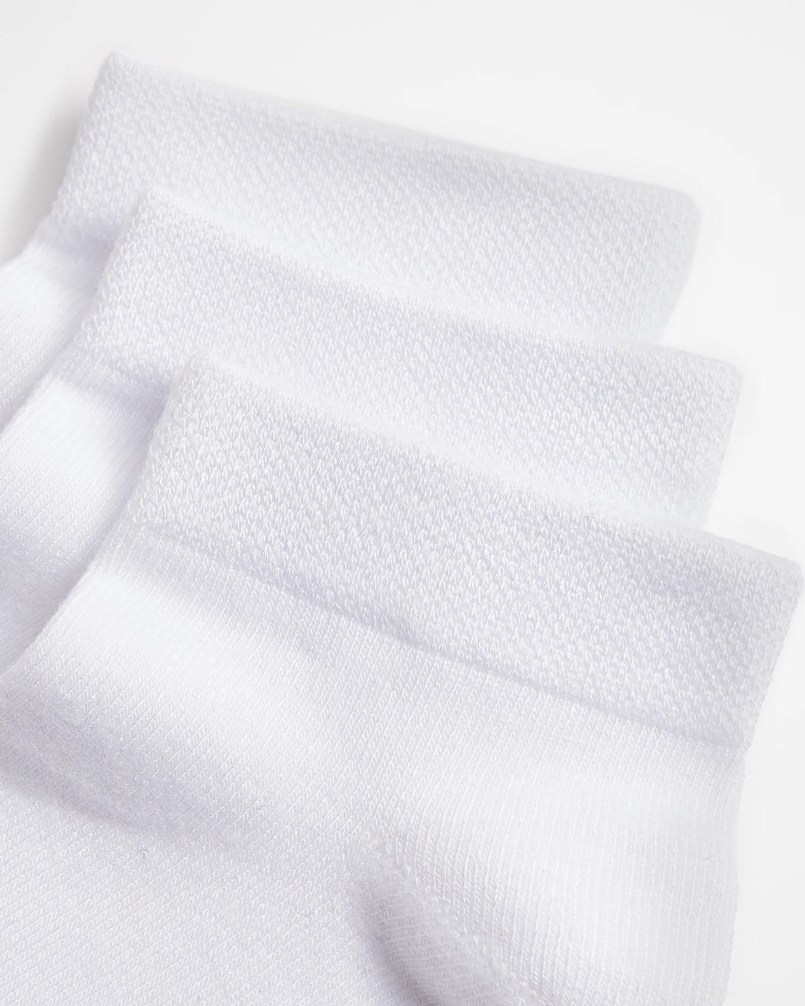 2 Target 3 Pack Bamboo Low Cut Socks WHITE, 2 of 3