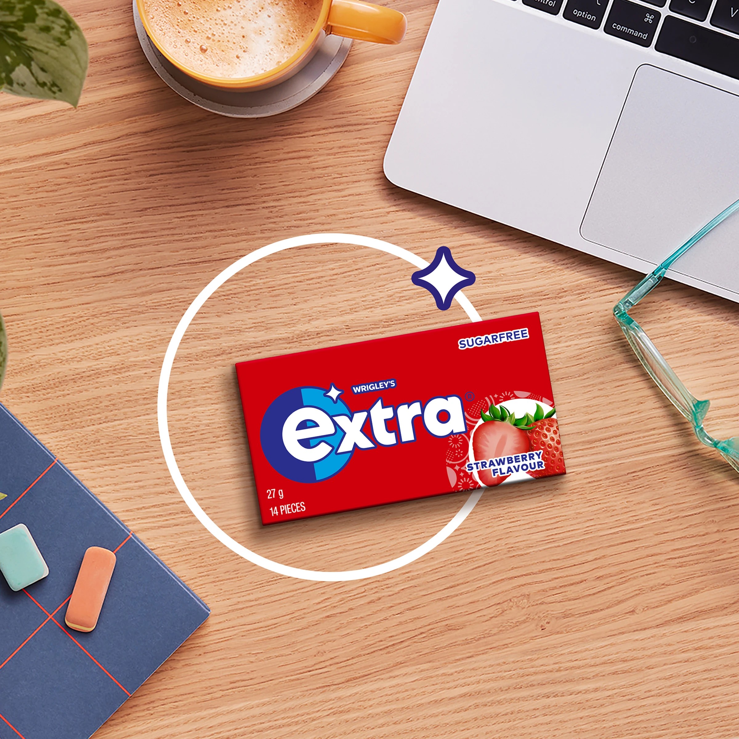 4 14 Piece Wrigley's Extra Strawberry Chewing Gum 27g, 4 of 5