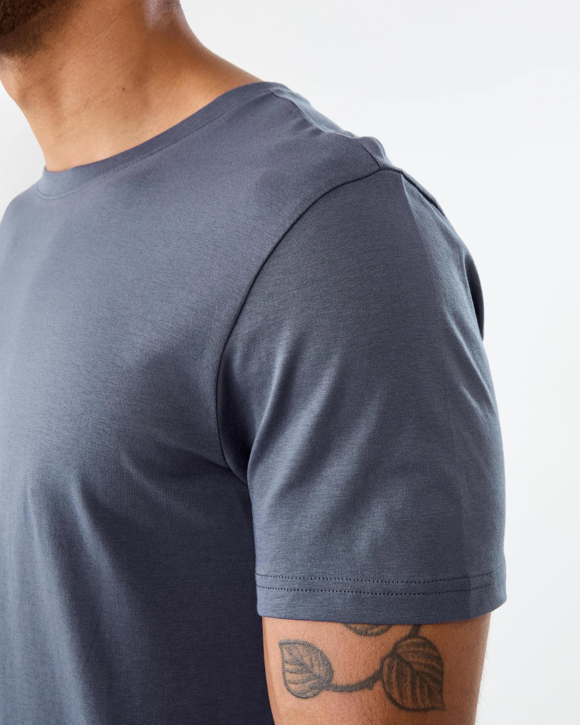 6 Cotton Longline T-shirt Blu Ombre, 6 of 6