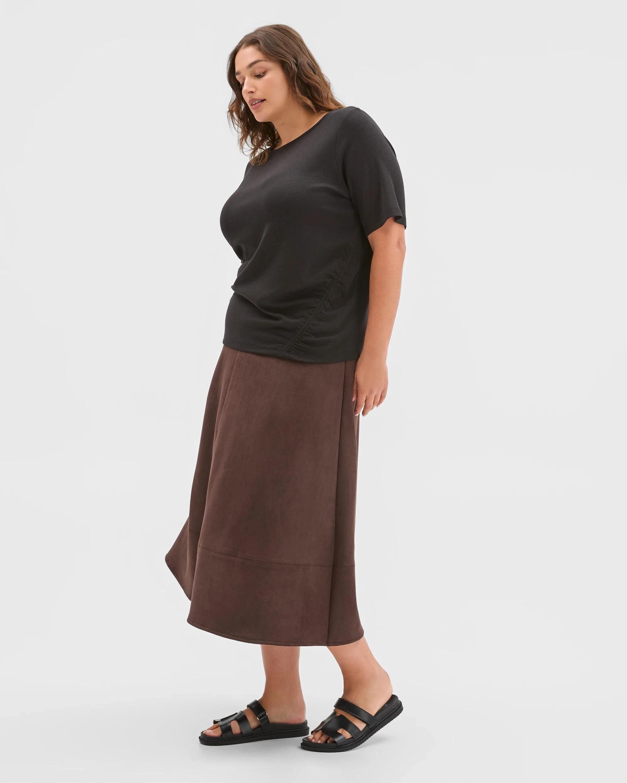 3 Target Curve Plus Size Soft Touch Gathered Forward Seam T-Shirt BLACK, 3 of 6