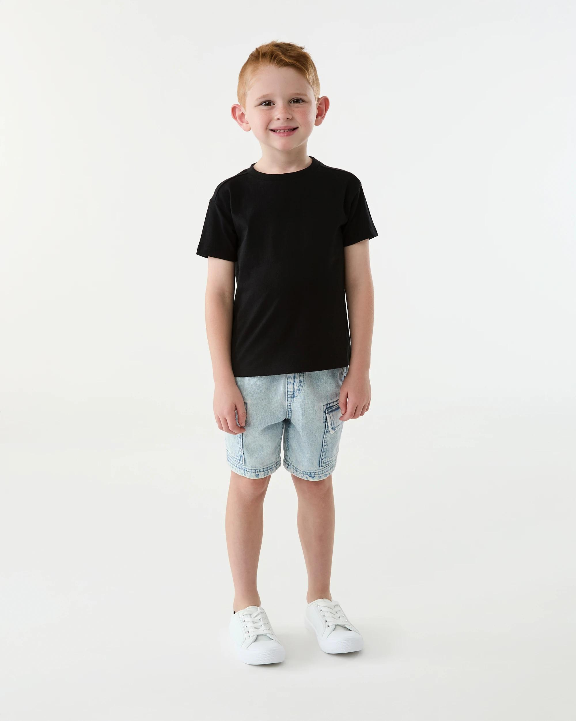 5 Plain T-shirt Black, 5 of 6