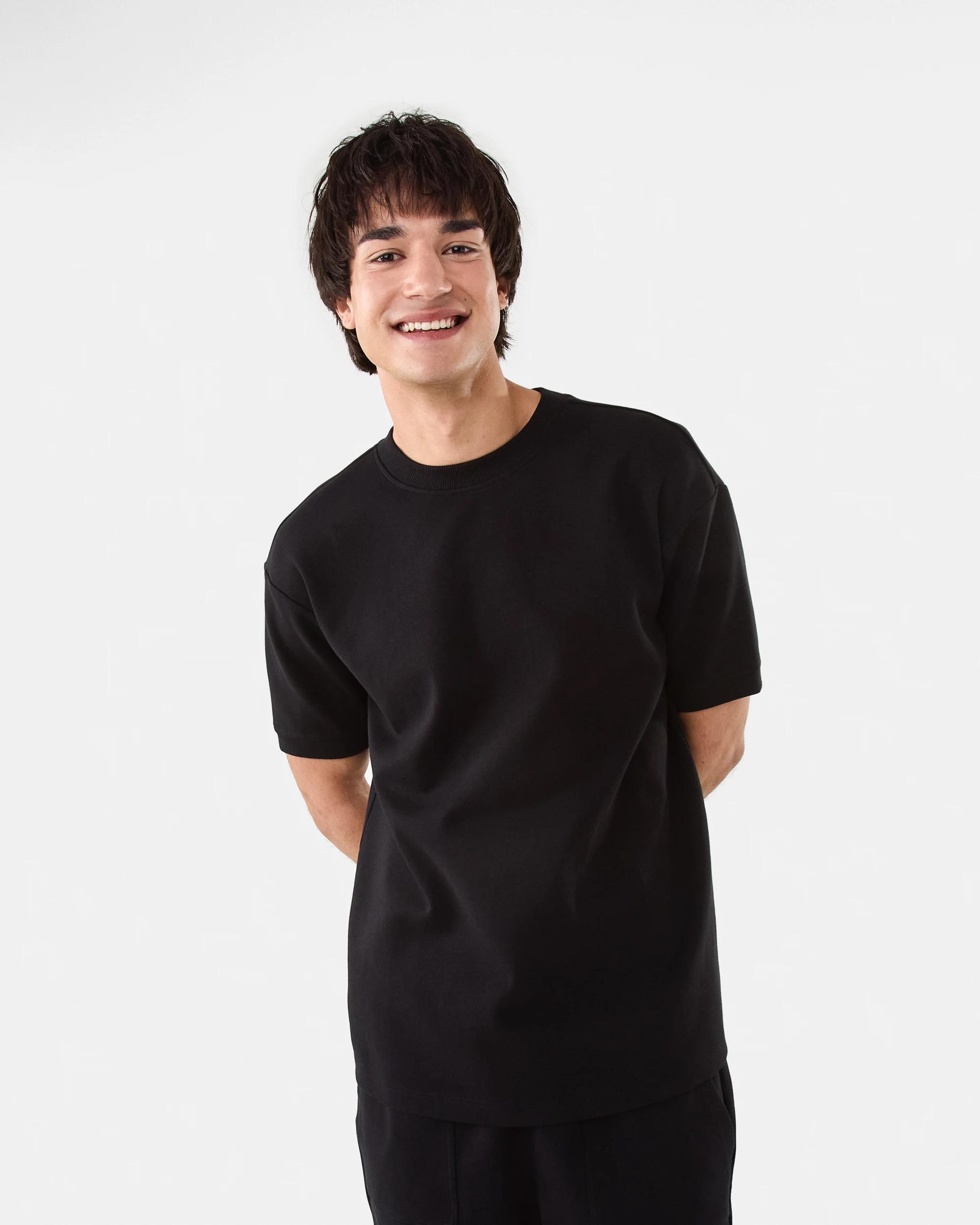 1 Oversized Interlock T-shirt Black, 1 of 6